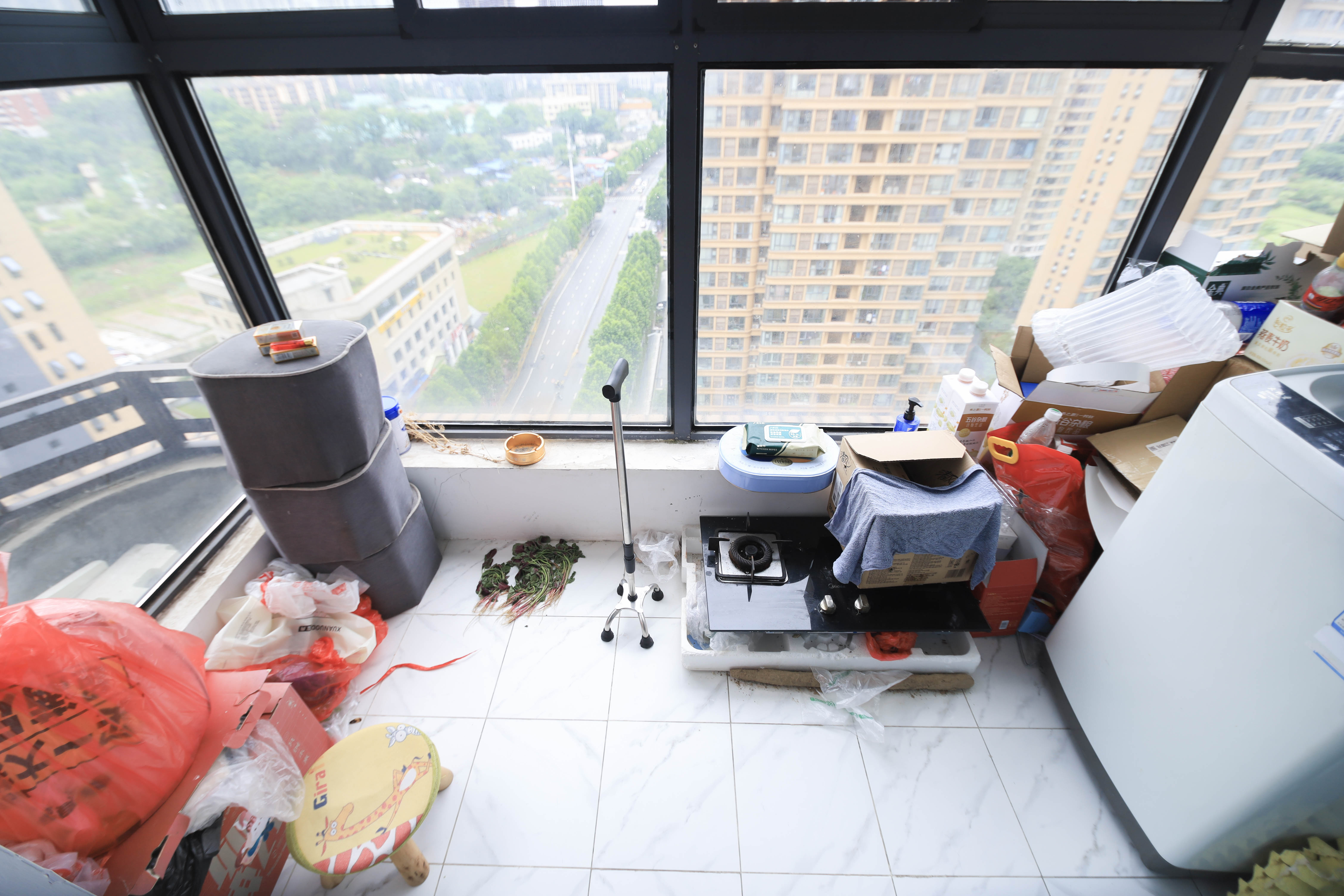 五矿万境水岸二期(五矿万境水岸和苑) 3室2厅1卫 133.0万 五矿万境水岸二期(五矿万境水岸和苑) 3室2厅1卫 133.0万阳台