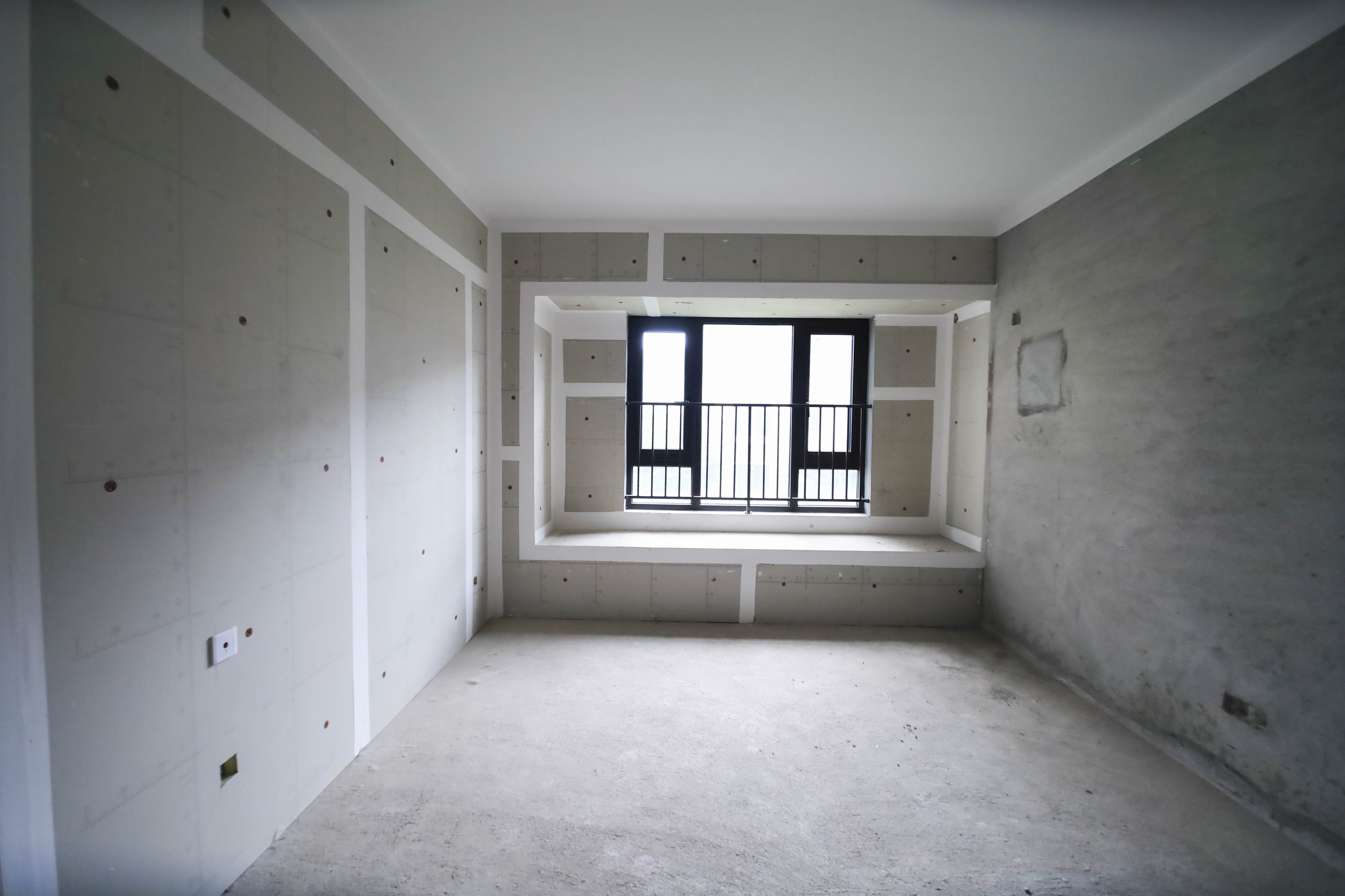 远洋红星天铂一期 4室2厅2卫 125.0万 远洋红星天铂一期 4室2厅2卫 125.0万卧室