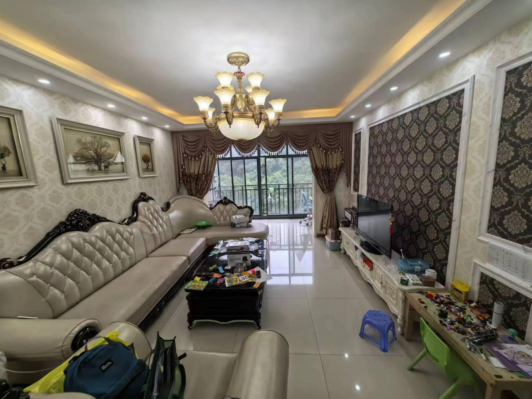 经世皇城 3室2厅2卫 60.0万 经世皇城 3室2厅2卫 60.0万室内图