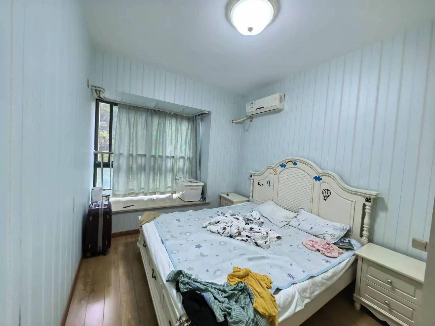 经世皇城 3室2厅2卫 60.0万 经世皇城 3室2厅2卫 60.0万室内图