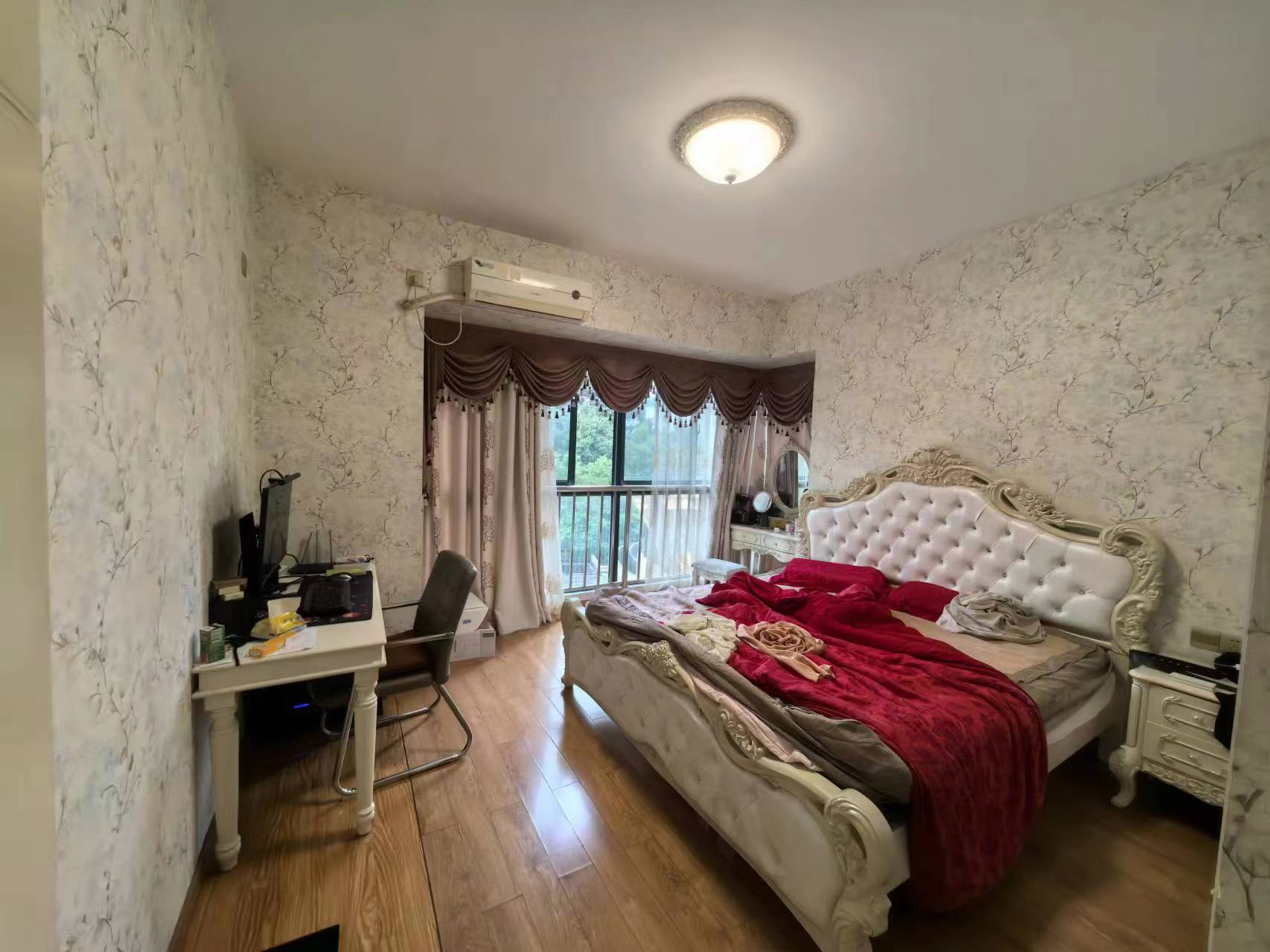 经世皇城 3室2厅2卫 60.0万 经世皇城 3室2厅2卫 60.0万室内图