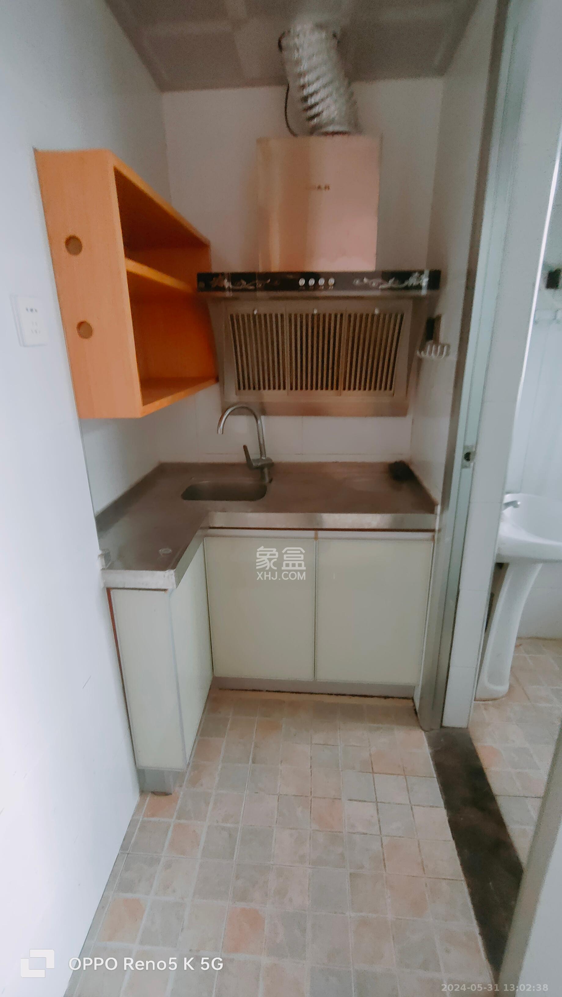 长城水郡 4室2厅1卫 2600.0元/月 长城水郡 4室2厅1卫 2600.0元/月室内图