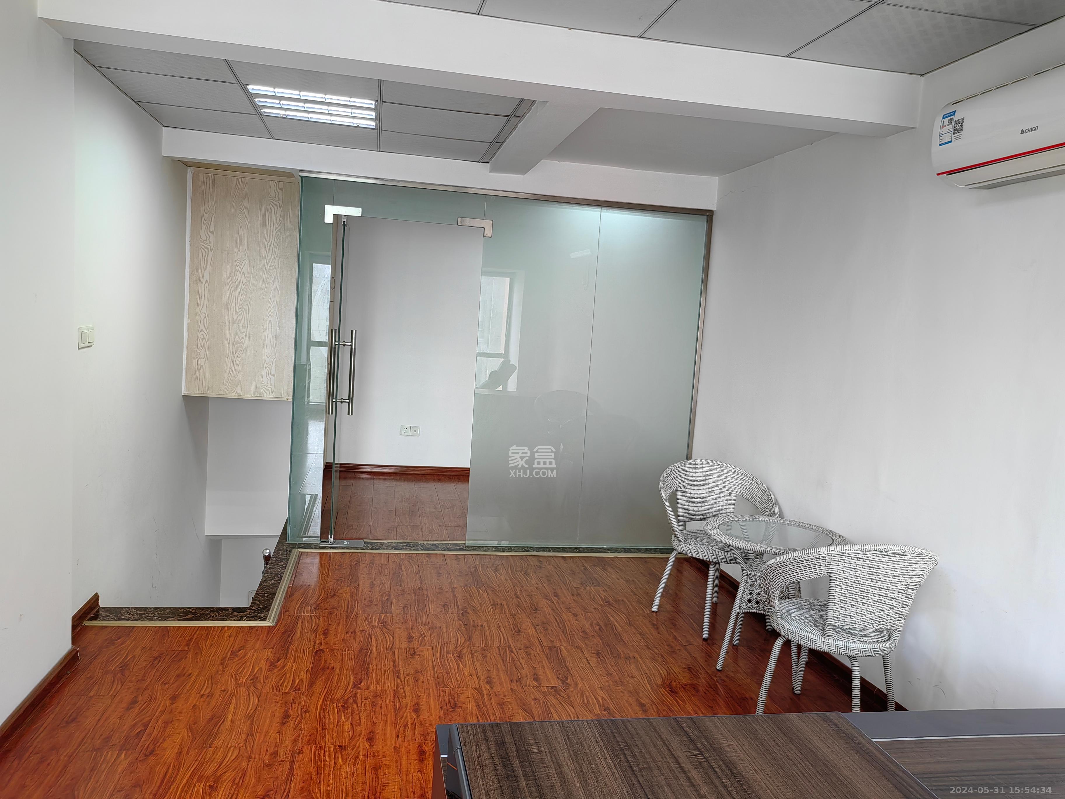 雅阁国际 2室2厅1卫 2900.00元/月 雅阁国际 2室2厅1卫 2900.00元/月室内图