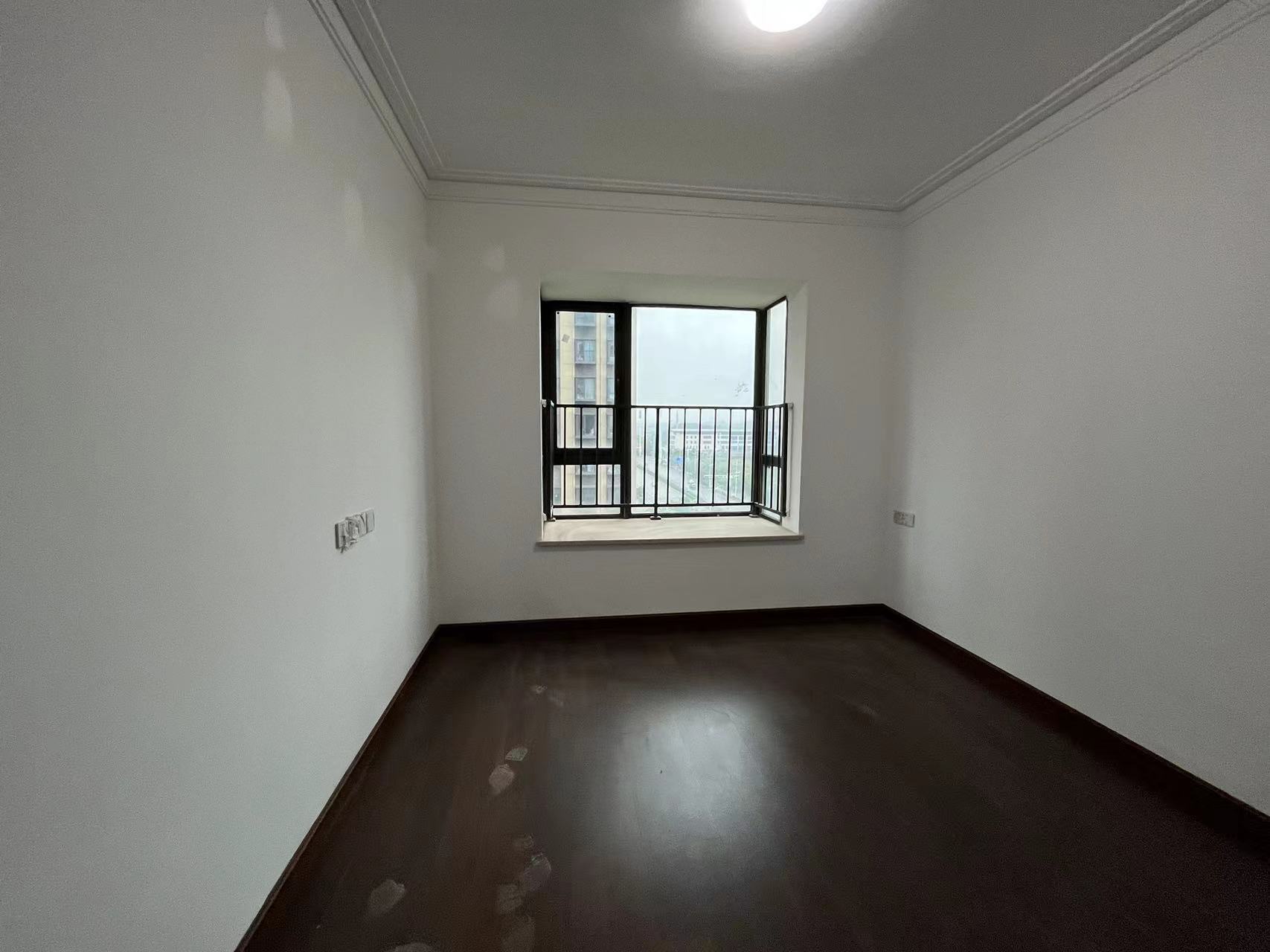 城际空间站 4室2厅2卫 75.0万 城际空间站 4室2厅2卫 75.0万室内图