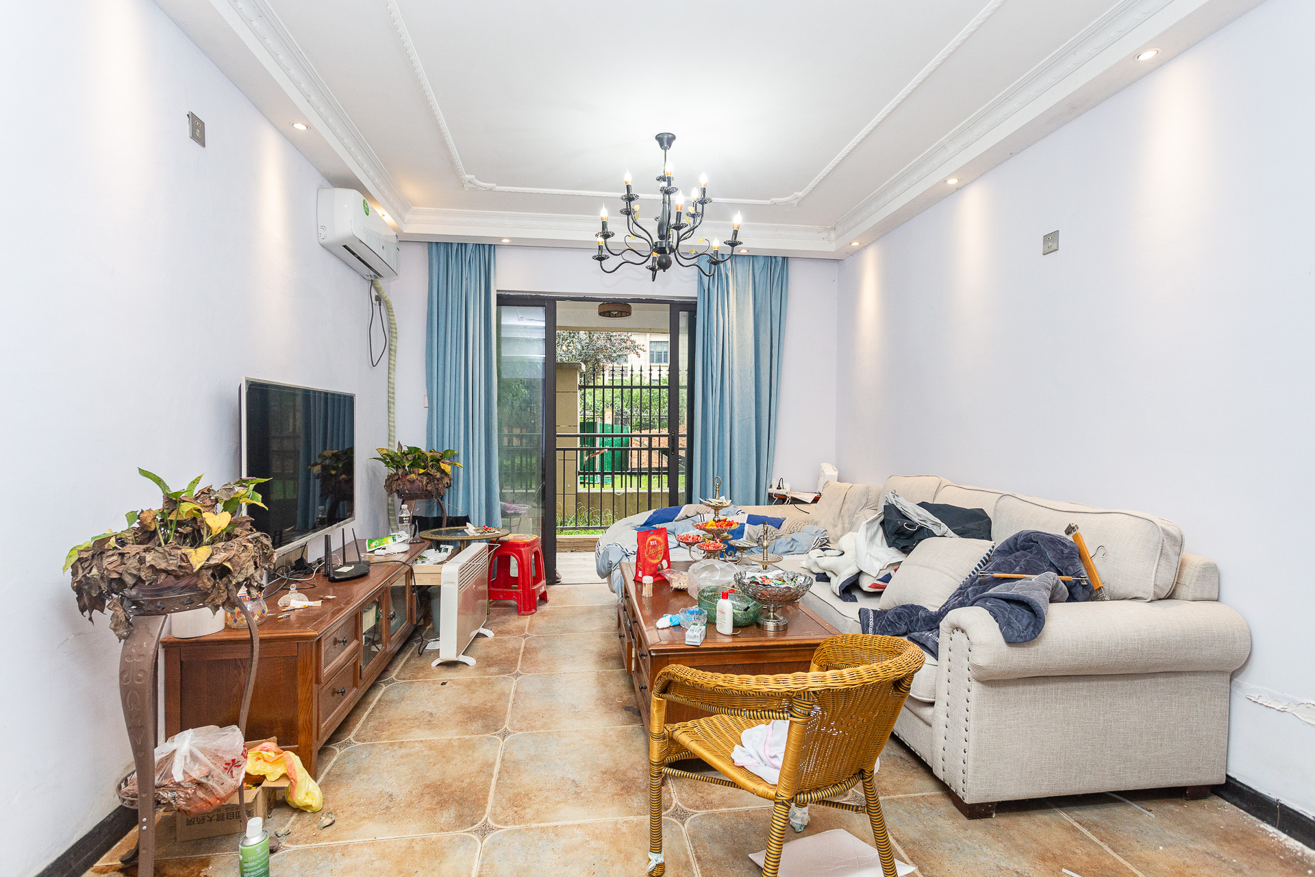 勤诚达境界城 3室2厅2卫 96.0万 勤诚达境界城 3室2厅2卫 96.0万客厅