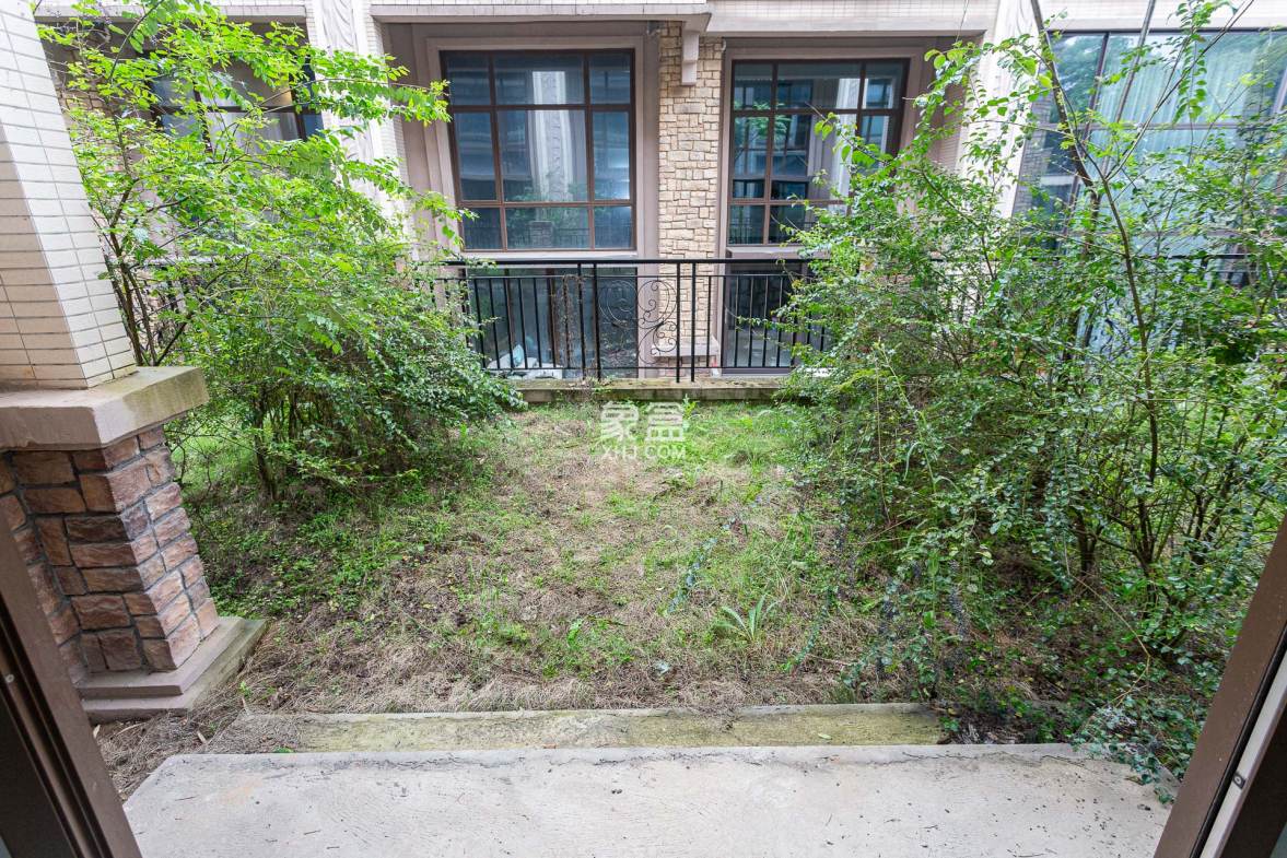 盈峰翠邸 5室2厅4卫 148.0万 盈峰翠邸 5室2厅4卫 148.0万其他