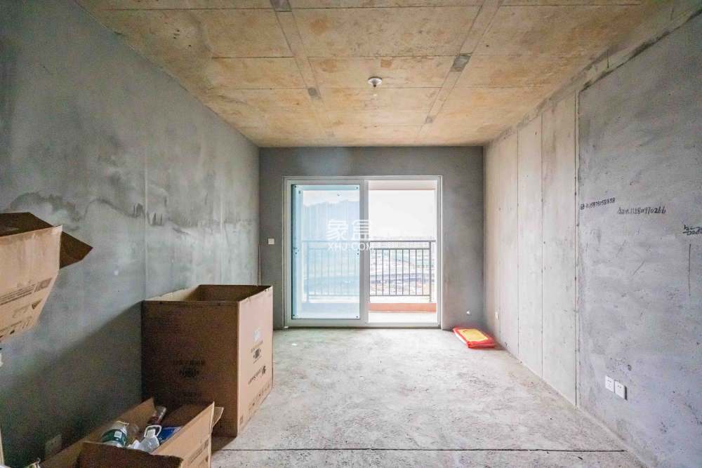 河畔华府  2室1厅1卫   58.80万