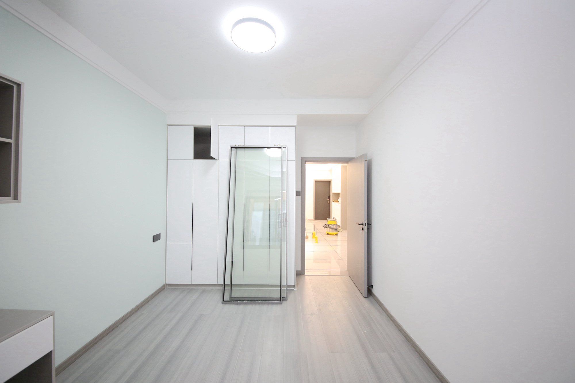 富华大厦  3室2厅1卫    112.0万卧室