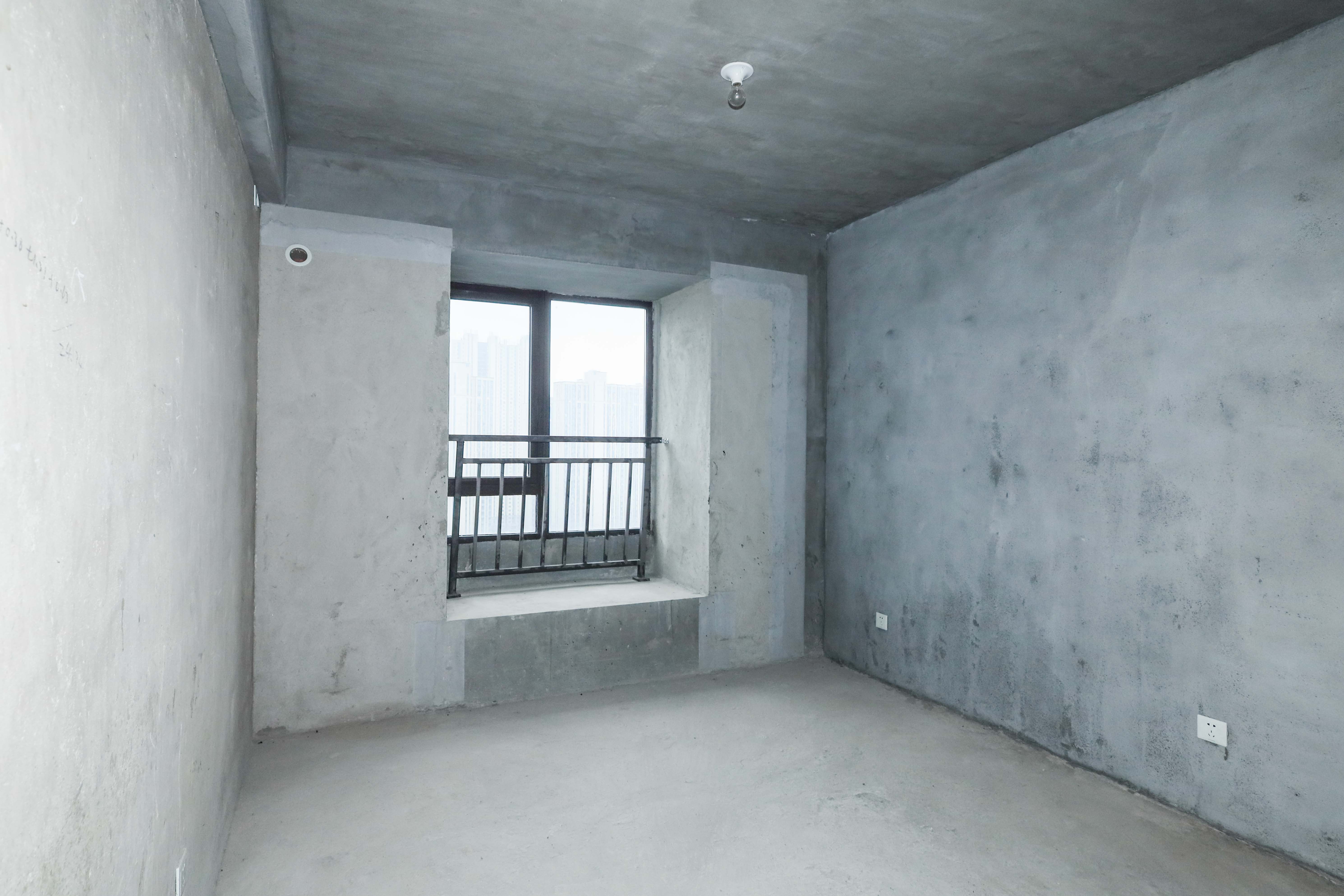中国铁建梅溪青秀三期  3室2厅2卫   132.00万卧室