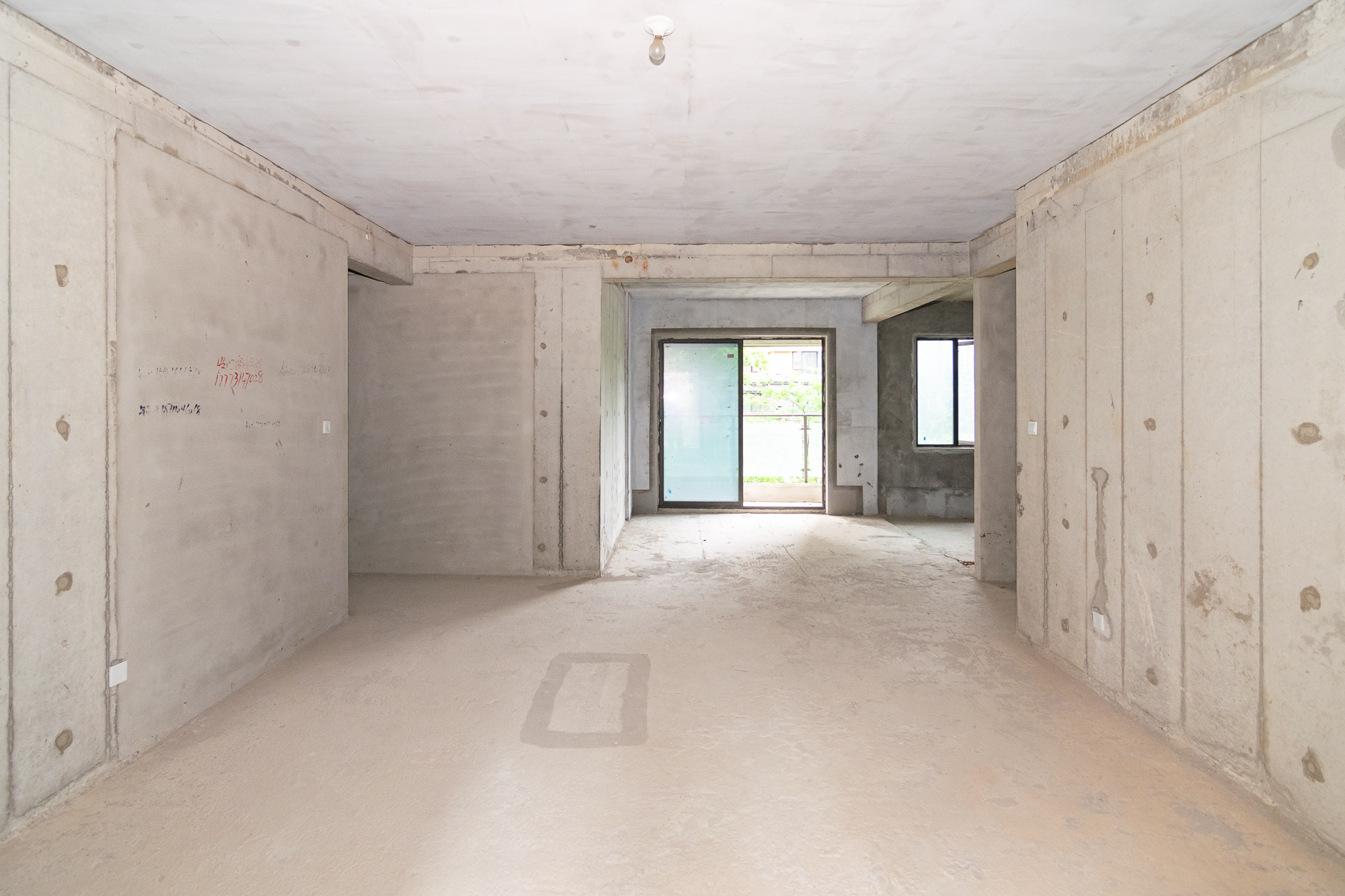 三润城(三润星城) 5室2厅2卫 120.0万 三润城(三润星城) 5室2厅2卫 120.0万客厅