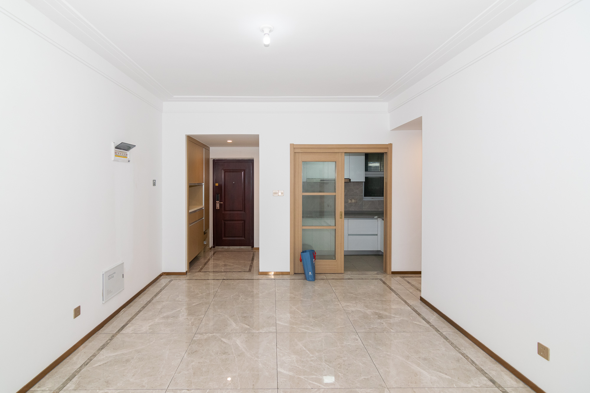 新华联梦想城 3室2厅1卫 82.0万 新华联梦想城 3室2厅1卫 82.0万客厅