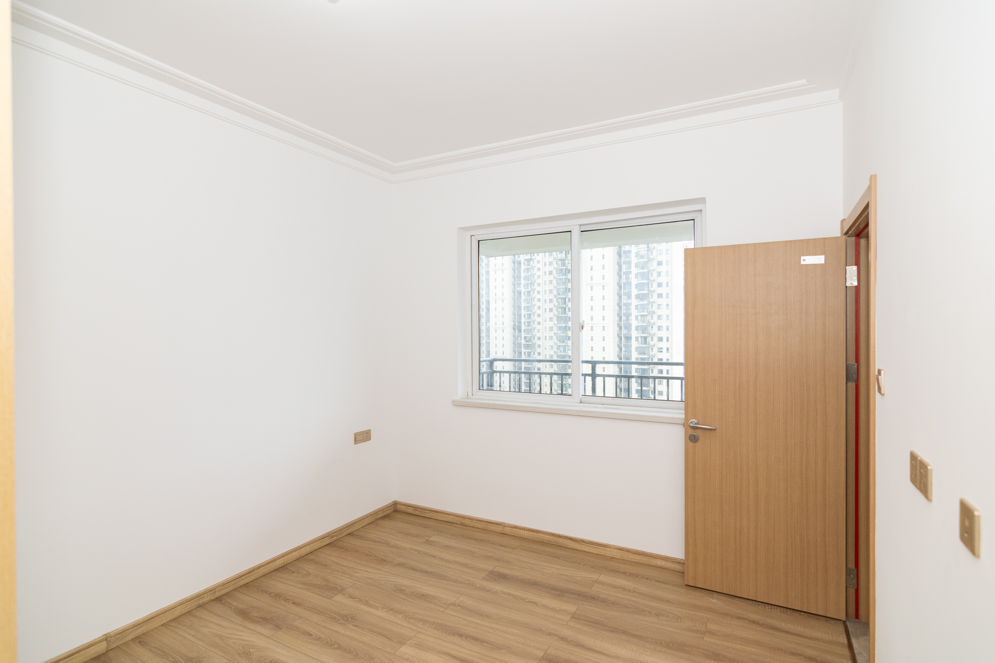 新华联梦想城 3室2厅1卫 82.0万 新华联梦想城 3室2厅1卫 82.0万卧室