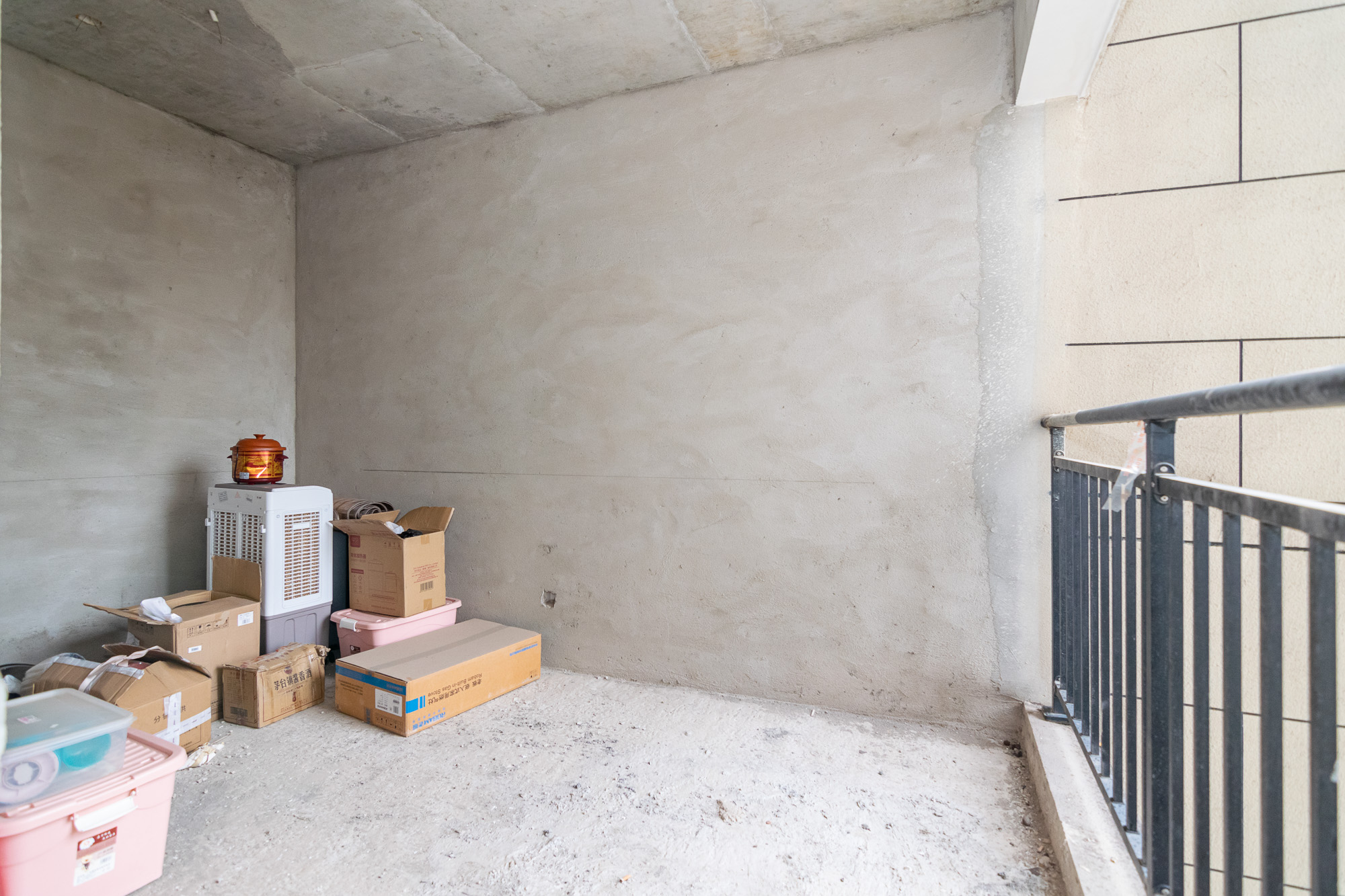 新华联梦想城 3室2厅1卫 82.0万 新华联梦想城 3室2厅1卫 82.0万卧室