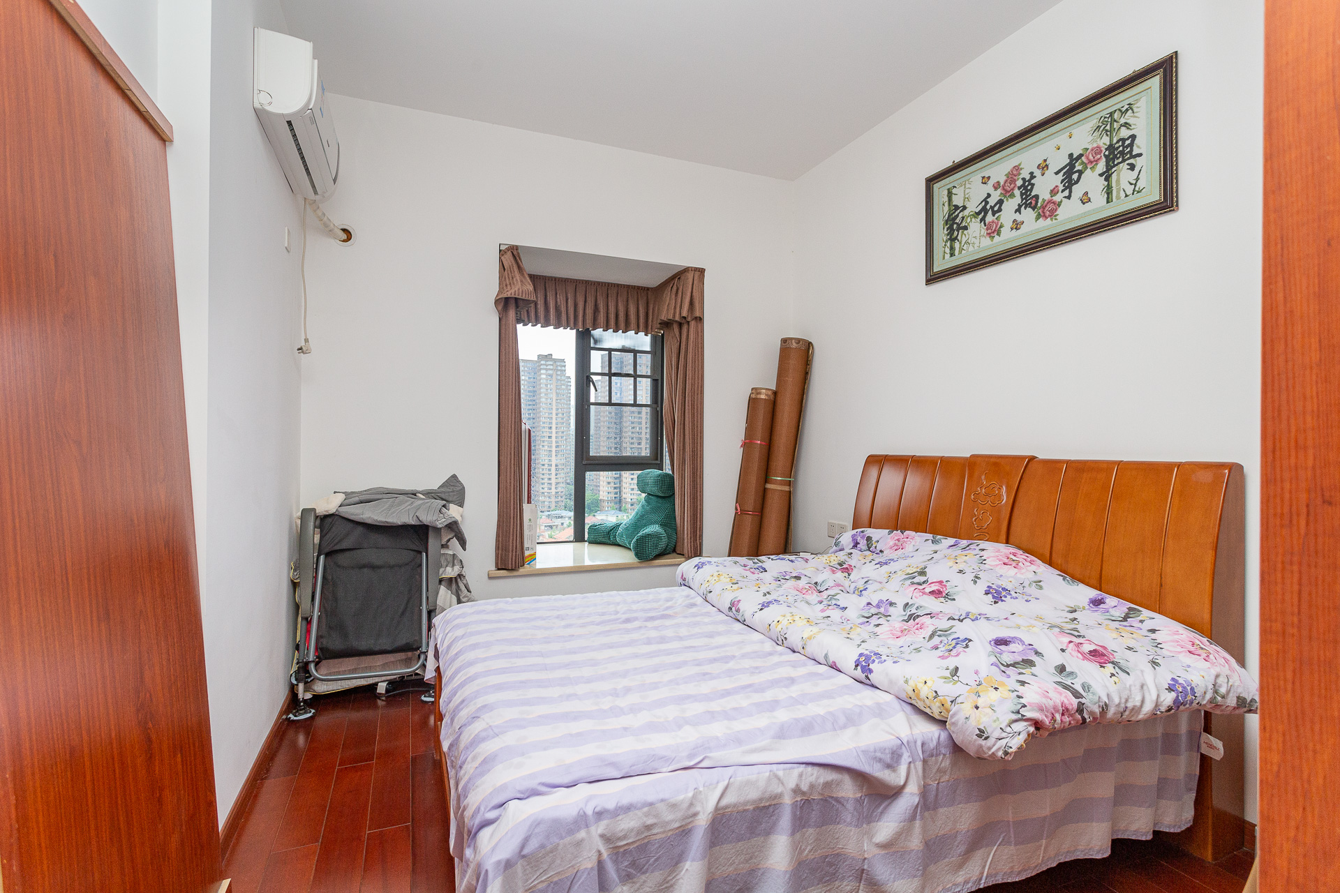 金湘苑（星澜之悦）  5室2厅2卫    165.0万卧室