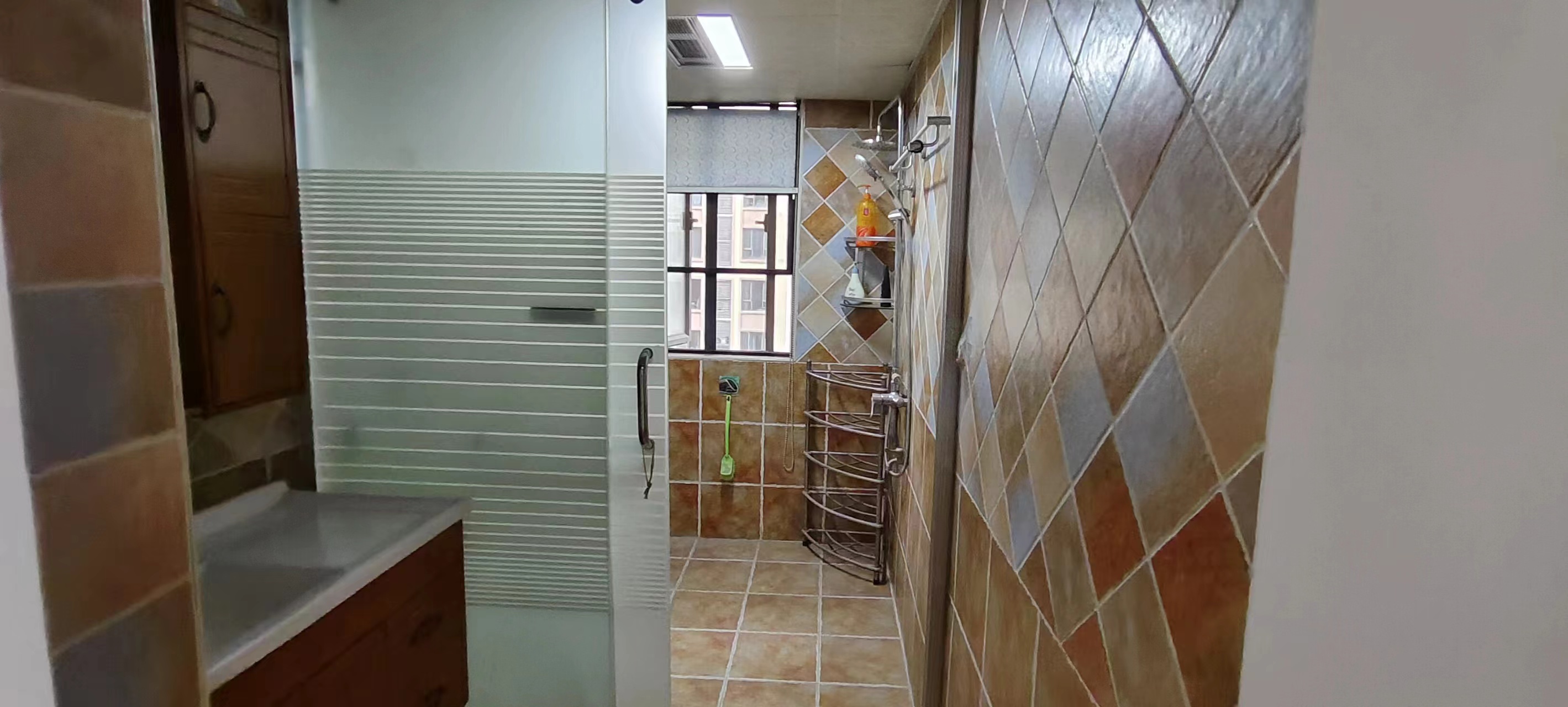 三一歌雅郡 4室2厅2卫 65.0万 三一歌雅郡 4室2厅2卫 65.0万室内图