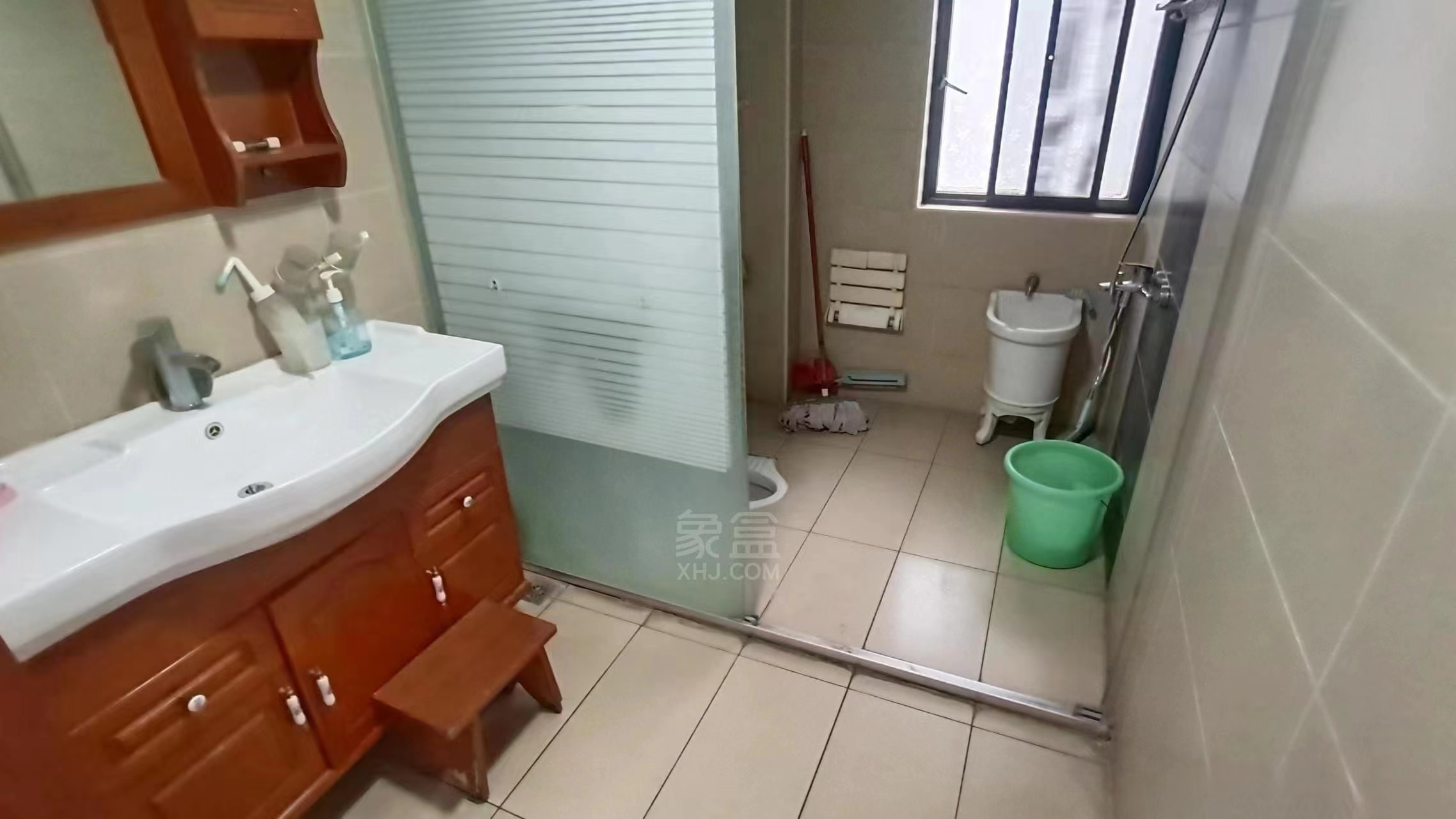 城市风景 3室2厅2卫 72.8万 城市风景 3室2厅2卫 72.8万室内图