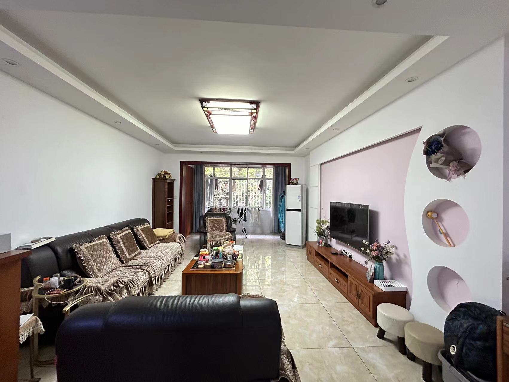 天泰花园(就是天泰小区) 3室2厅2卫 50.0万 天泰花园(就是天泰小区) 3室2厅2卫 50.0万室内图