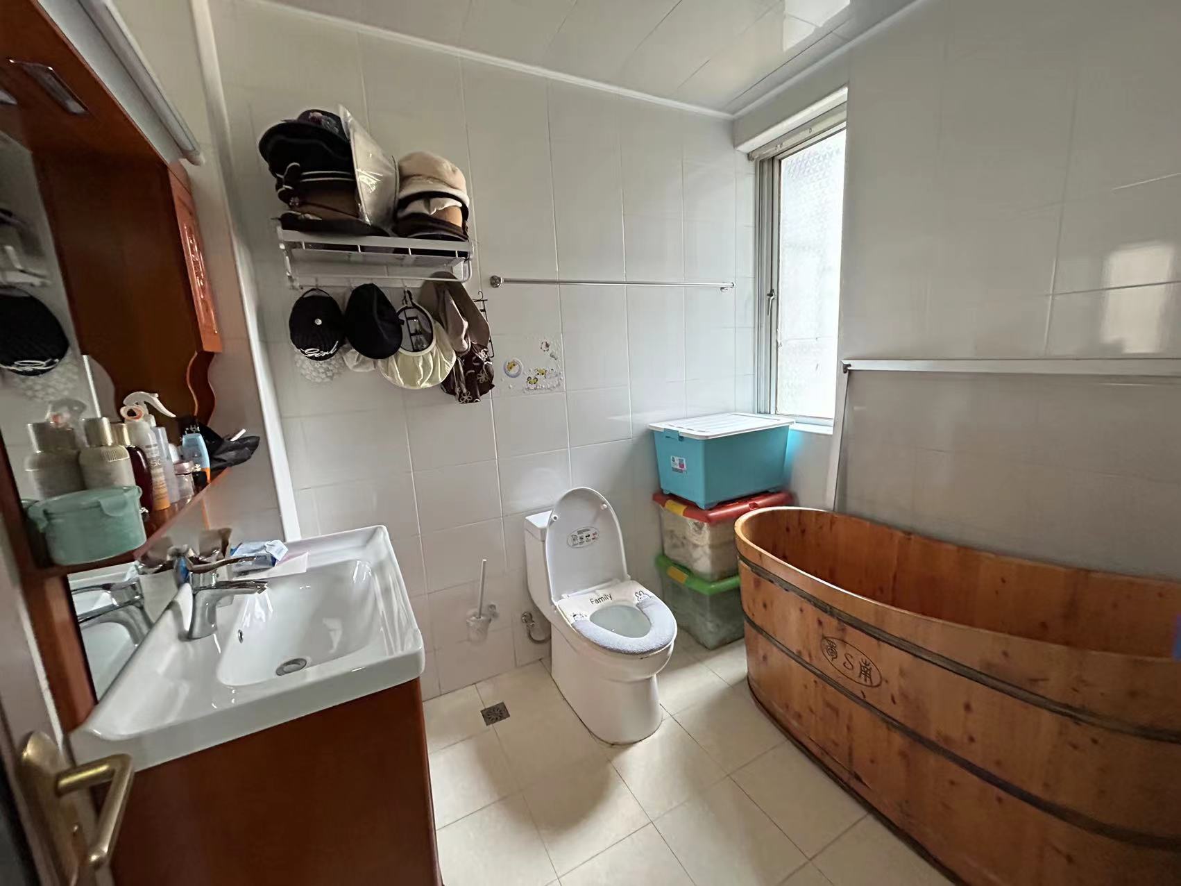 天泰花园(就是天泰小区) 3室2厅2卫 50.0万 天泰花园(就是天泰小区) 3室2厅2卫 50.0万室内图