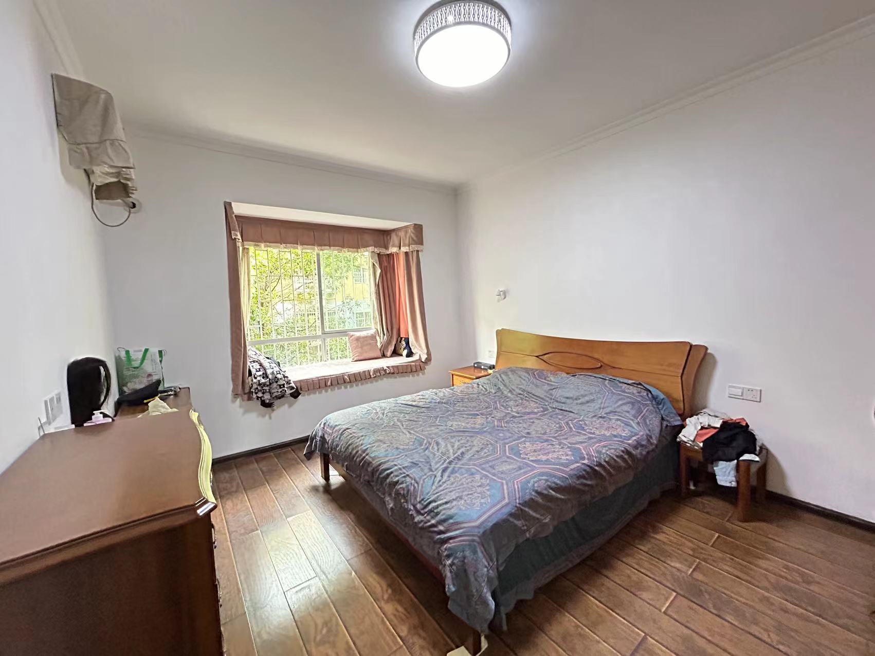 天泰花园(就是天泰小区) 3室2厅2卫 50.0万 天泰花园(就是天泰小区) 3室2厅2卫 50.0万室内图