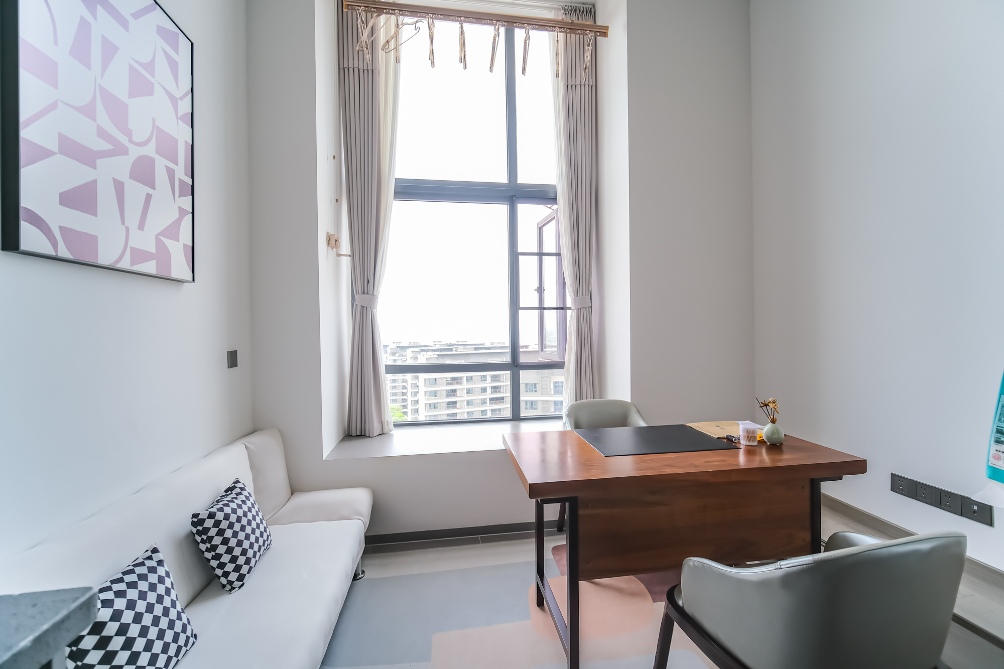 碧桂园翘楚棠  1室1厅1卫    27.5万 碧桂园翘楚棠  1室1厅1卫    27.5万客厅