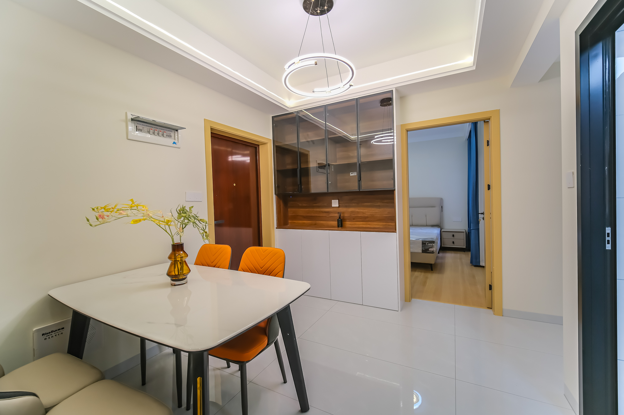 荣盛花语城  3室2厅1卫    69.8万客厅