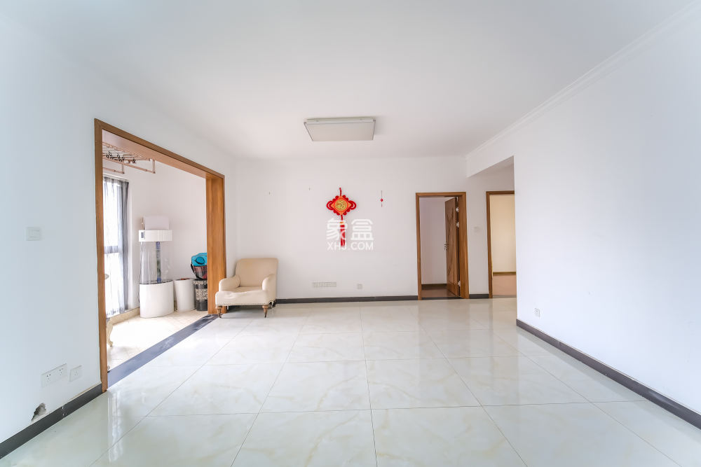 花样年华  4室2厅2卫    69.8万