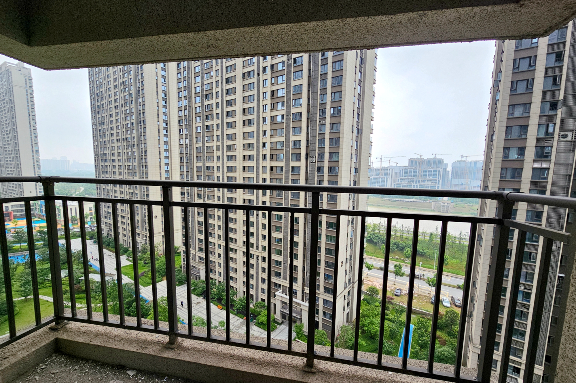 阳光城尚东湾愉景苑  4室2厅2卫    128.0万其他