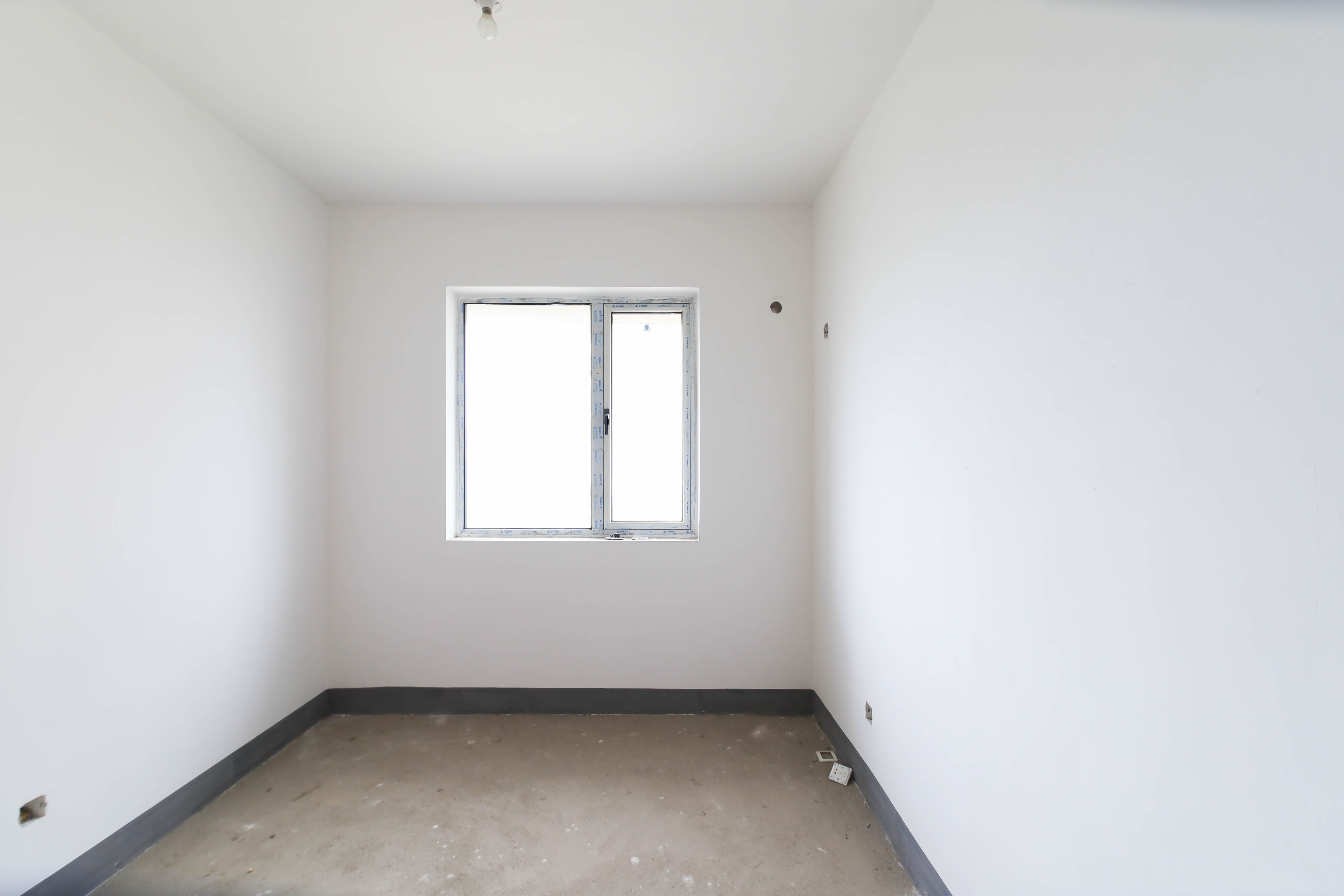 五矿万境水岸五期(五矿万境水岸文苑) 4室2厅2卫 160.0万 五矿万境水岸五期(五矿万境水岸文苑) 4室2厅2卫 160.0万卧室