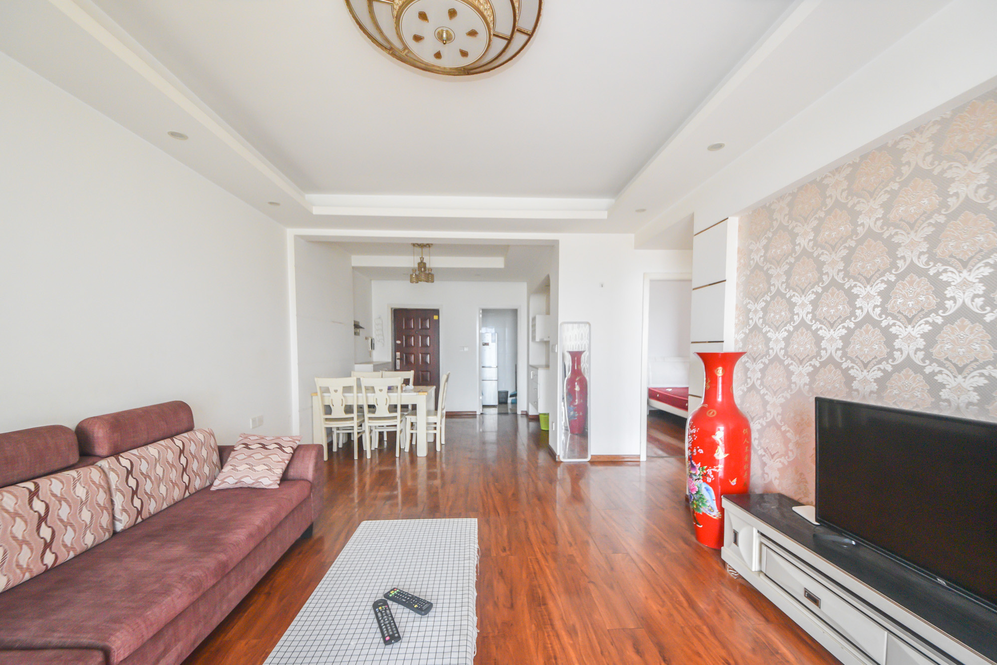 中江佳境天成  2室2厅1卫    76.0万 中江佳境天成  2室2厅1卫    76.0万客厅