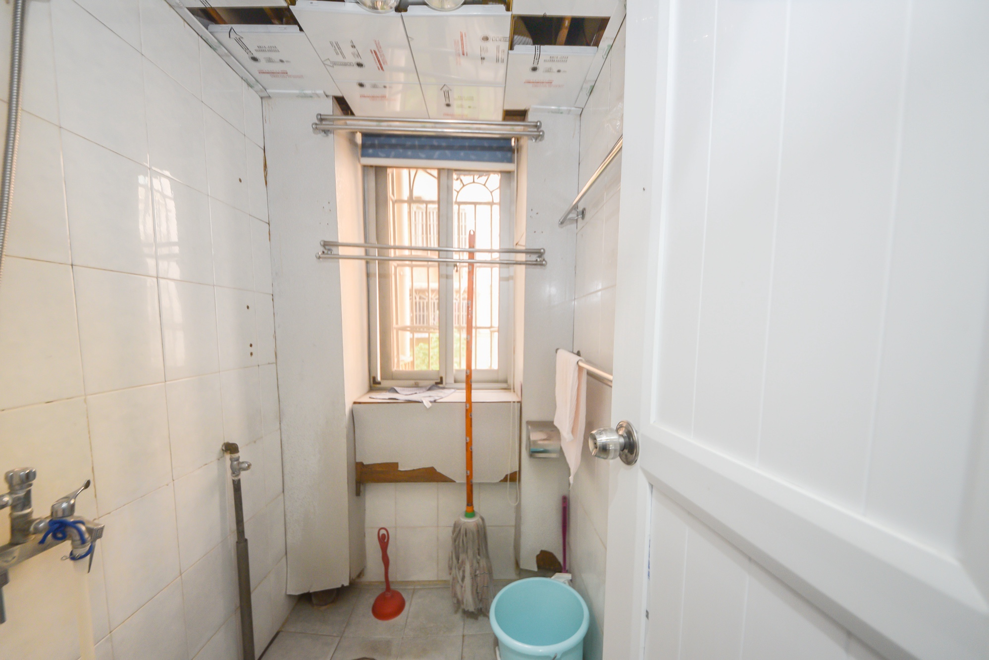 国税五分局桔园宿舍 3室2厅2卫 88.0万 国税五分局桔园宿舍 3室2厅2卫 88.0万卫生间