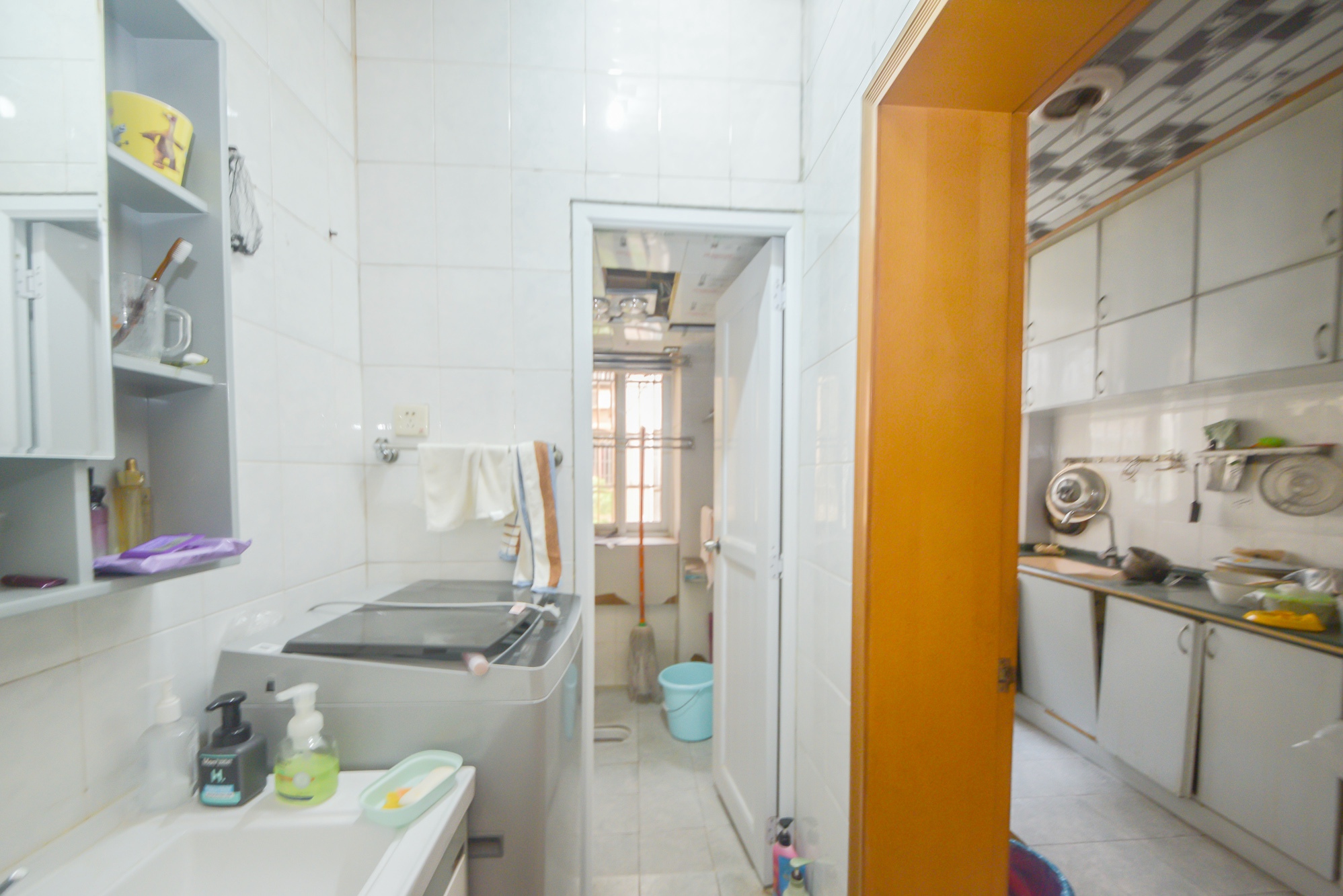 国税五分局桔园宿舍 3室2厅2卫 88.0万 国税五分局桔园宿舍 3室2厅2卫 88.0万卫生间