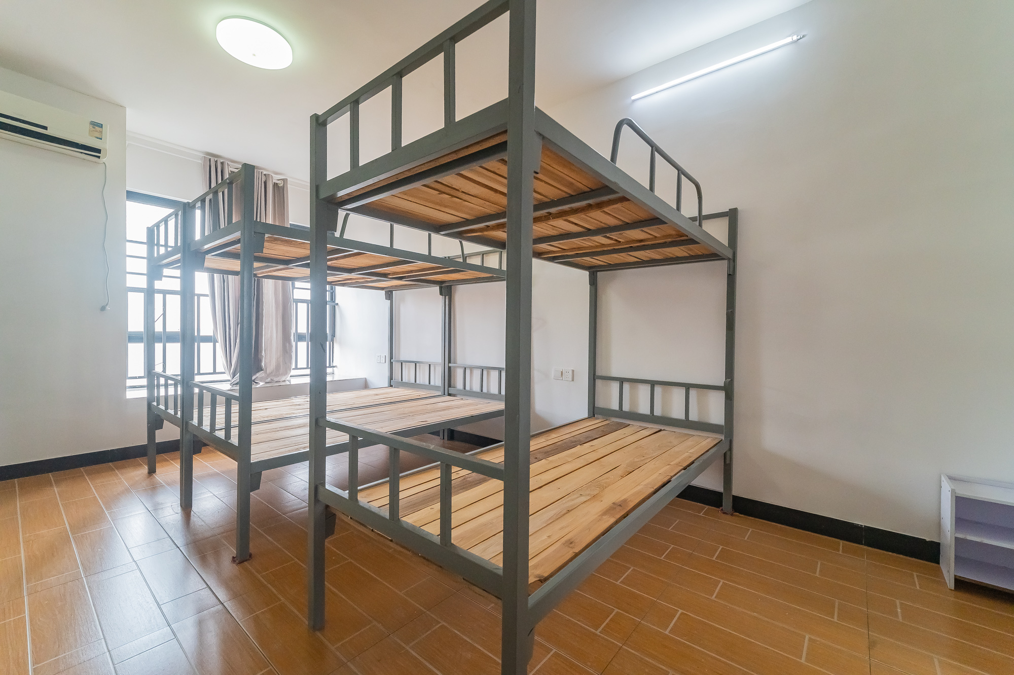 深业睿城 4室2厅2卫 106.8万 深业睿城 4室2厅2卫 106.8万卧室