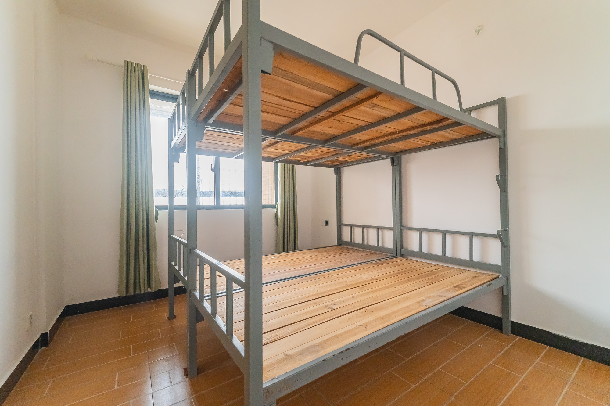 深业睿城 4室2厅2卫 106.8万 深业睿城 4室2厅2卫 106.8万卧室