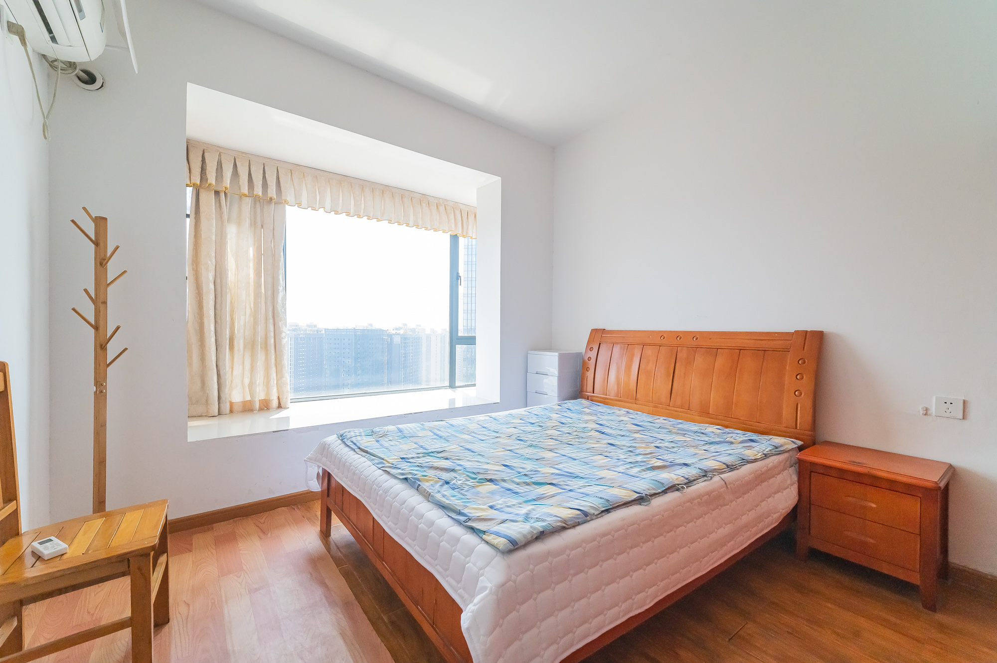 方略城市广场 3室2厅2卫 85.0万 方略城市广场 3室2厅2卫 85.0万卧室