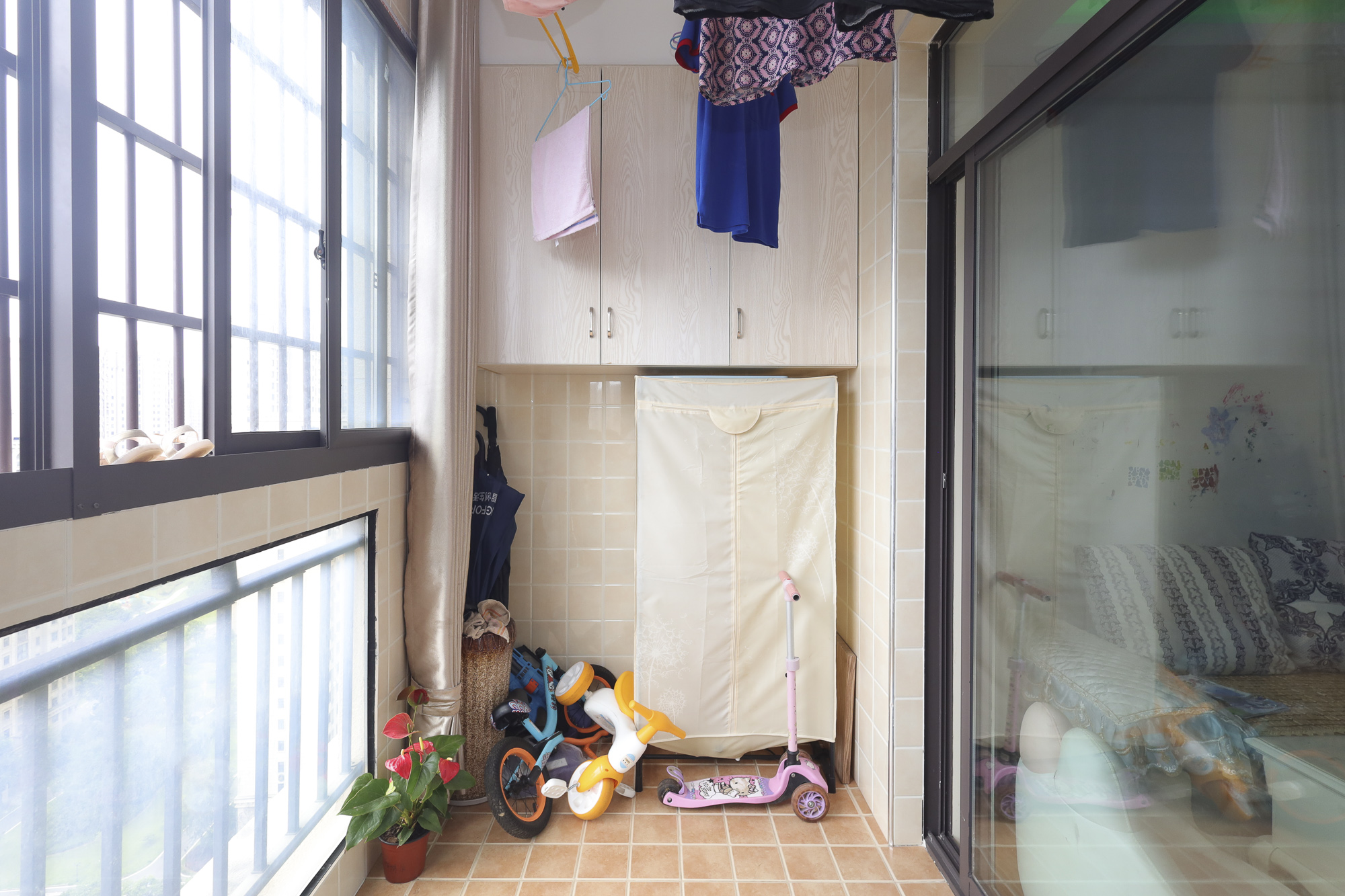 阳光丽城  3室2厅1卫   130.00万其他