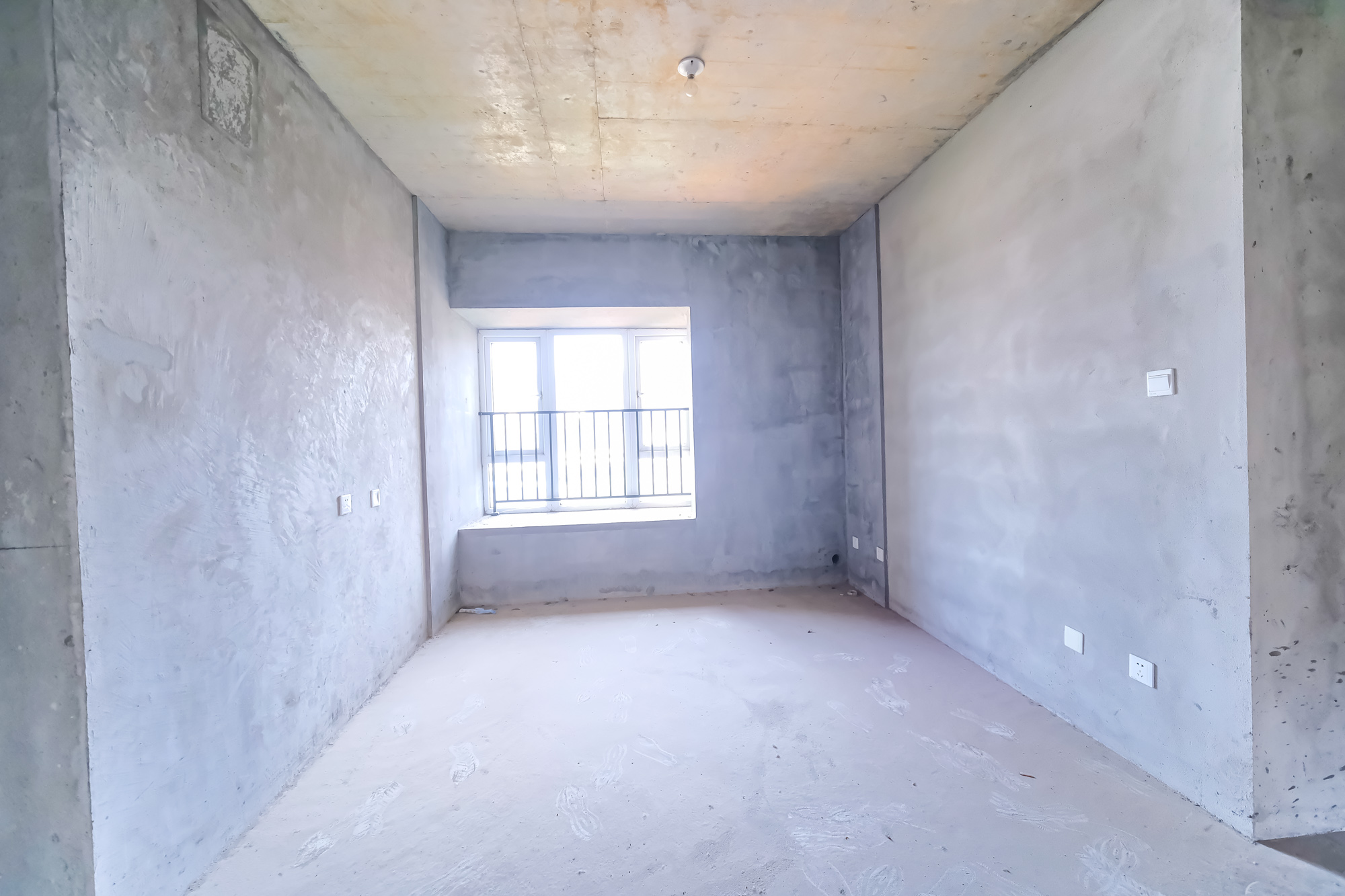 荣盛花语城 3室2厅1卫 52.0万 荣盛花语城 3室2厅1卫 52.0万客厅