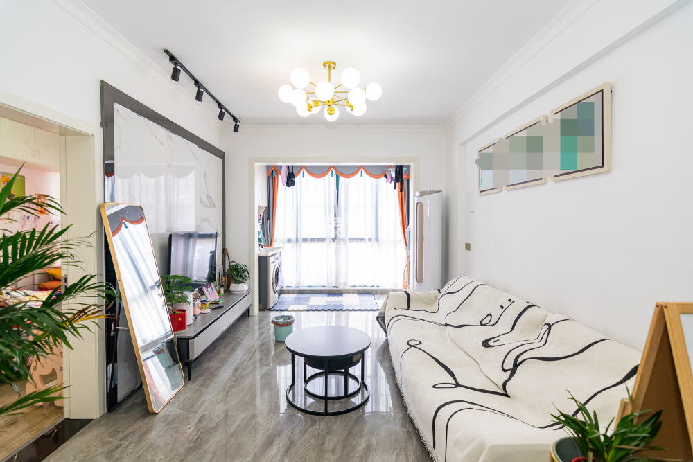 湘峰广场  2室2厅1卫    52.8万