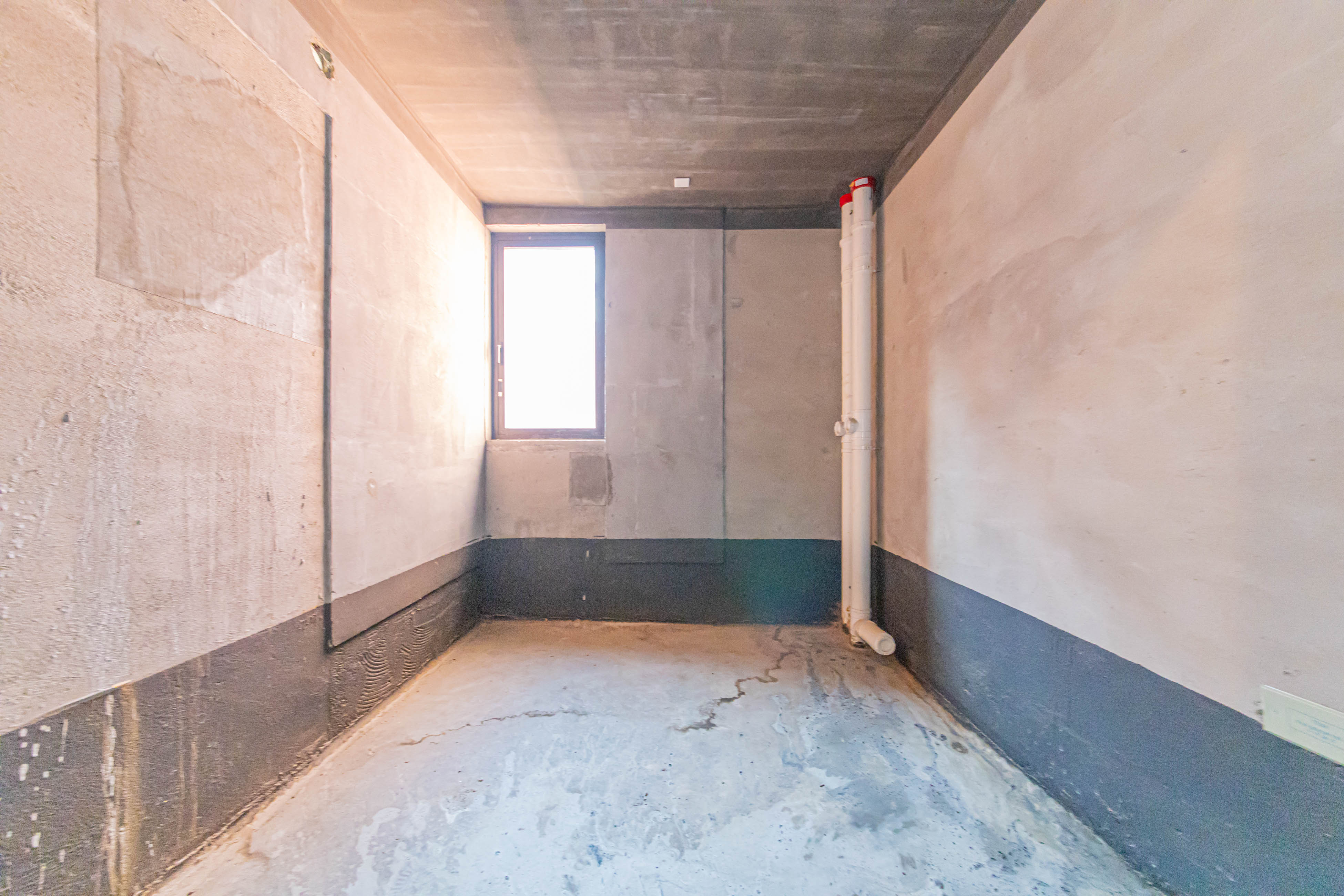 鑫远紫樾香山一期 5室2厅2卫 460.0万 鑫远紫樾香山一期 5室2厅2卫 460.0万卫生间