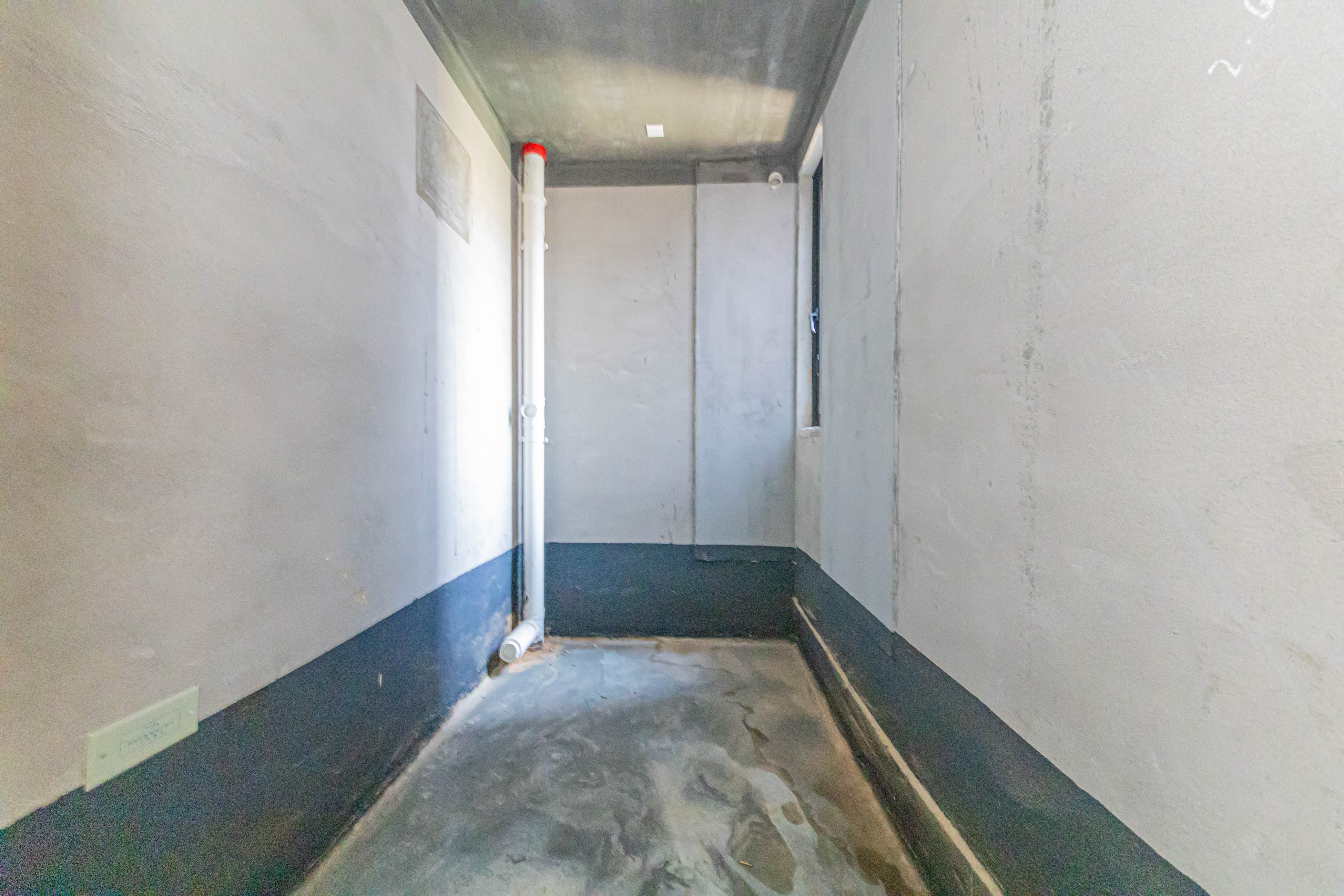 鑫远紫樾香山一期 5室2厅2卫 460.0万 鑫远紫樾香山一期 5室2厅2卫 460.0万卫生间