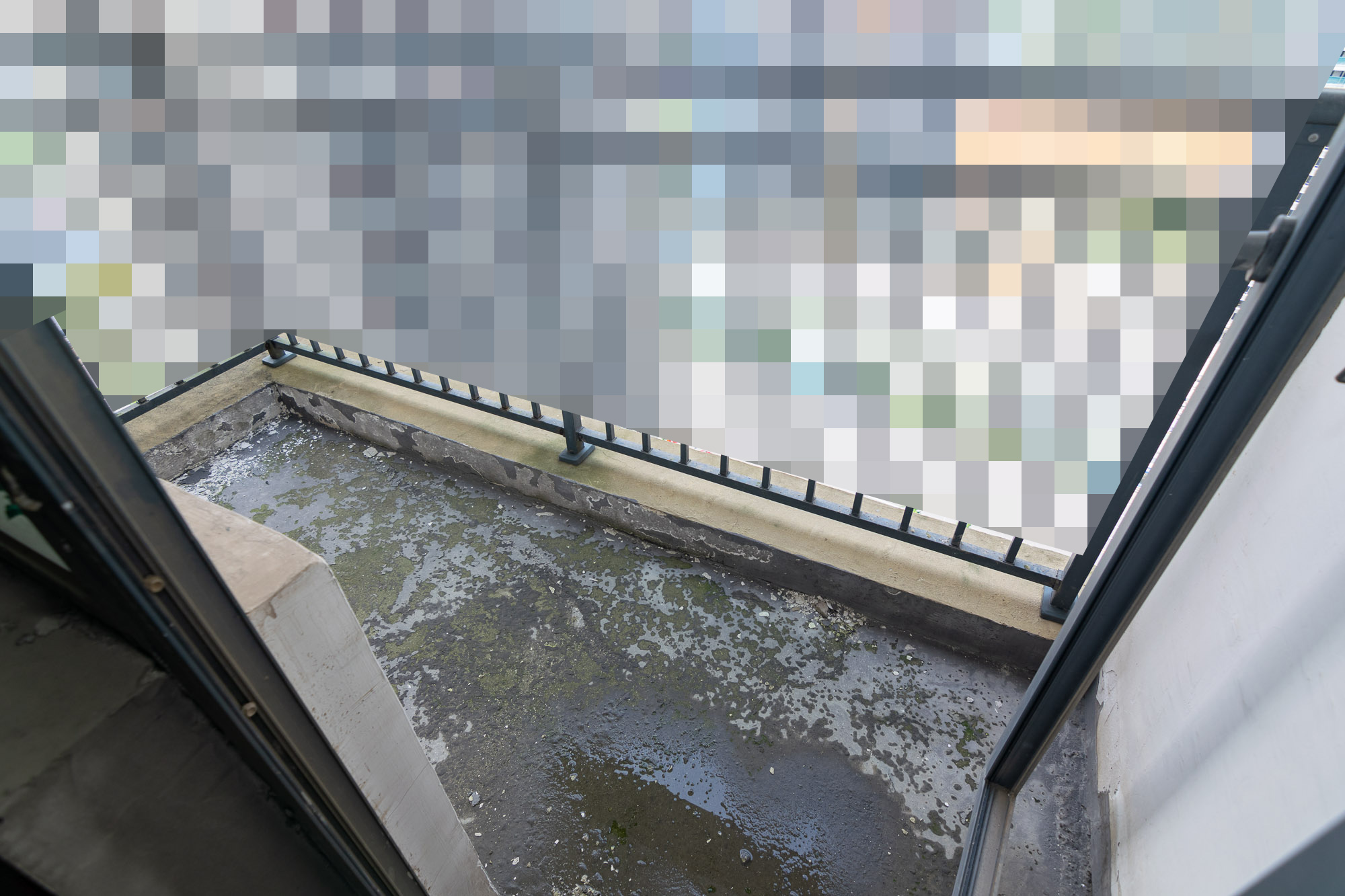 澳海澜庭  3室2厅2卫   80.00万阳台