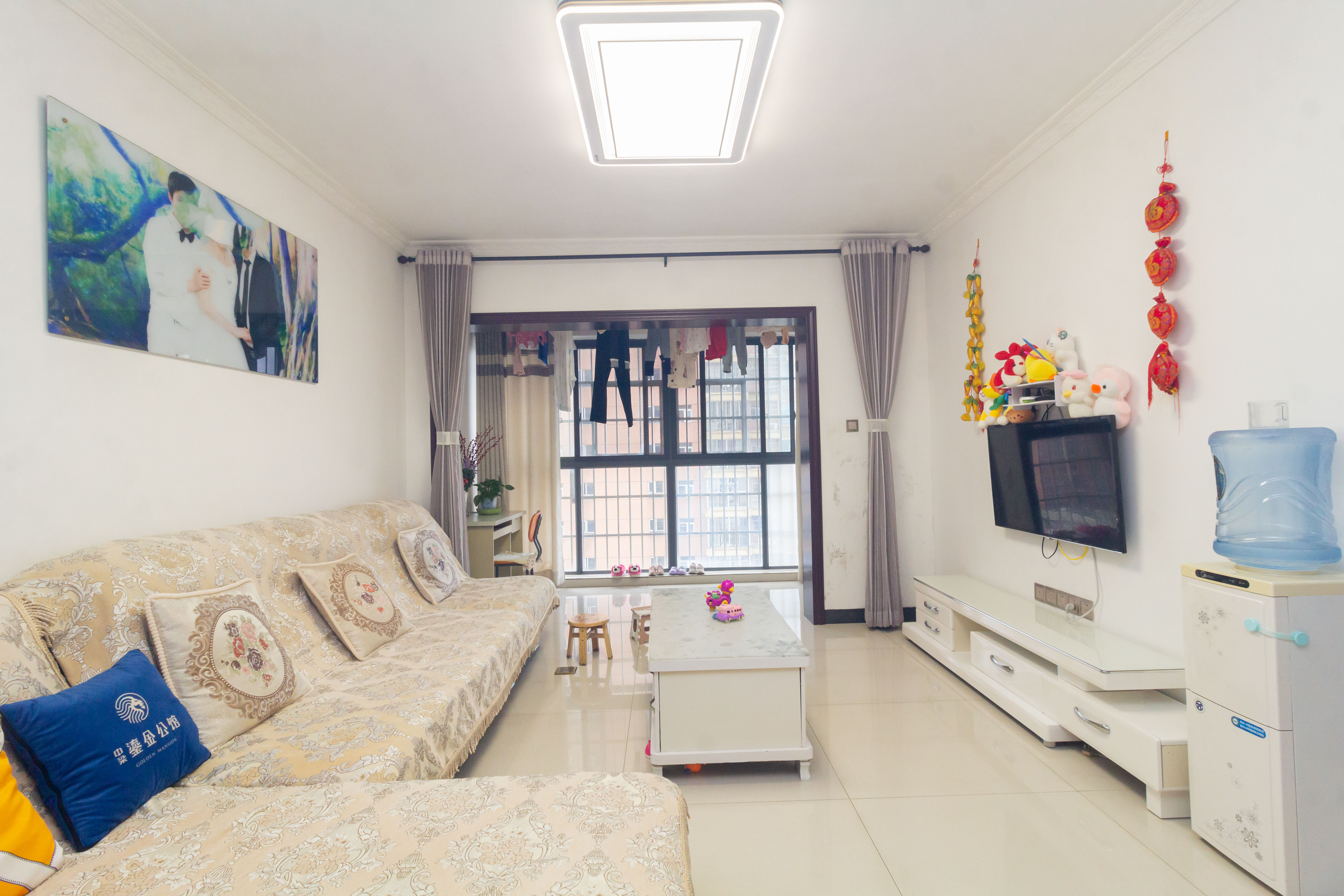 新蕾品阁居 3室2厅1卫 64.0万 新蕾品阁居 3室2厅1卫 64.0万客厅