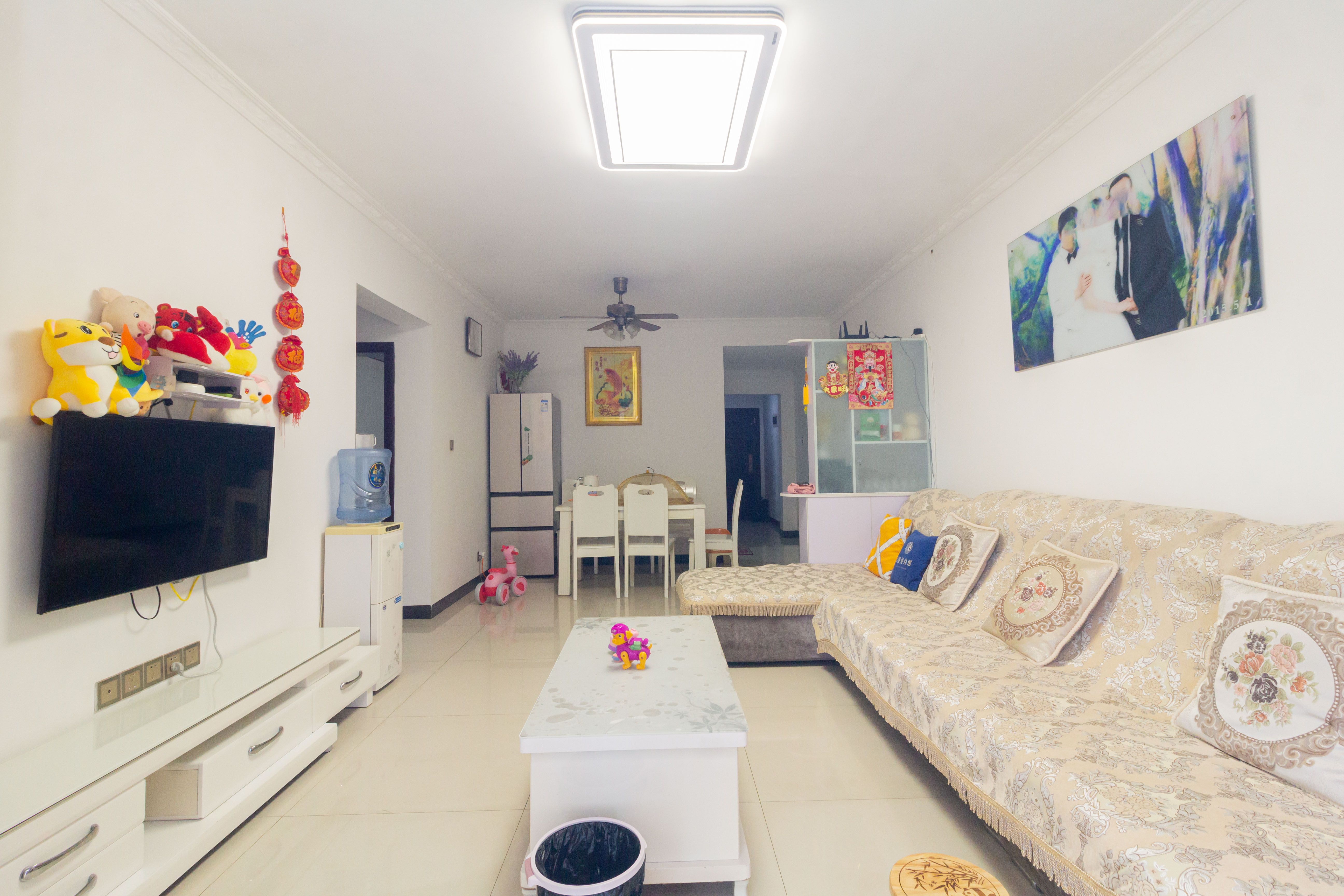 新蕾品阁居 3室2厅1卫 64.0万 新蕾品阁居 3室2厅1卫 64.0万客厅