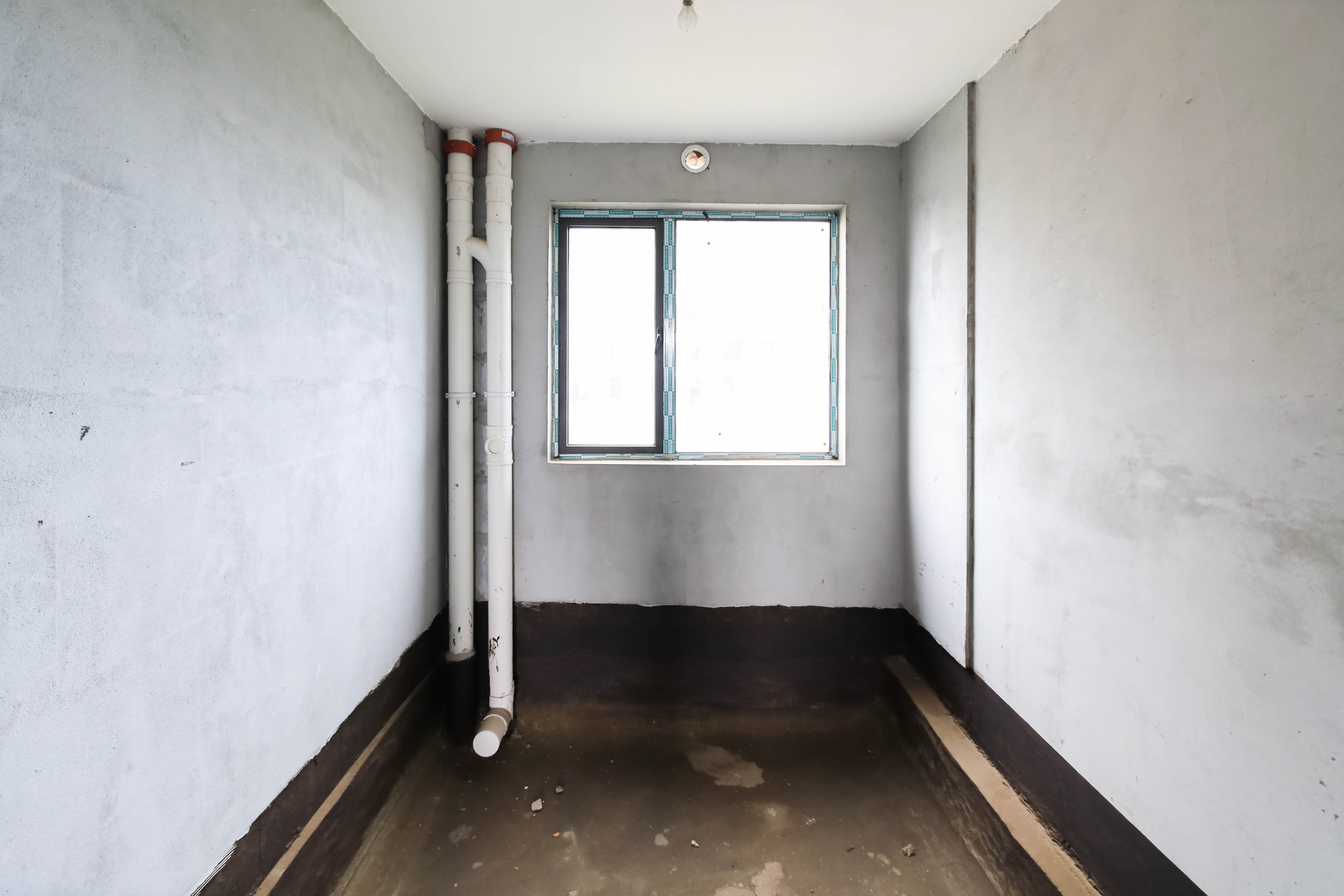 长房半岛蓝湾(观山月) 5室2厅1卫 145.0万 长房半岛蓝湾(观山月) 5室2厅1卫 145.0万卫生间