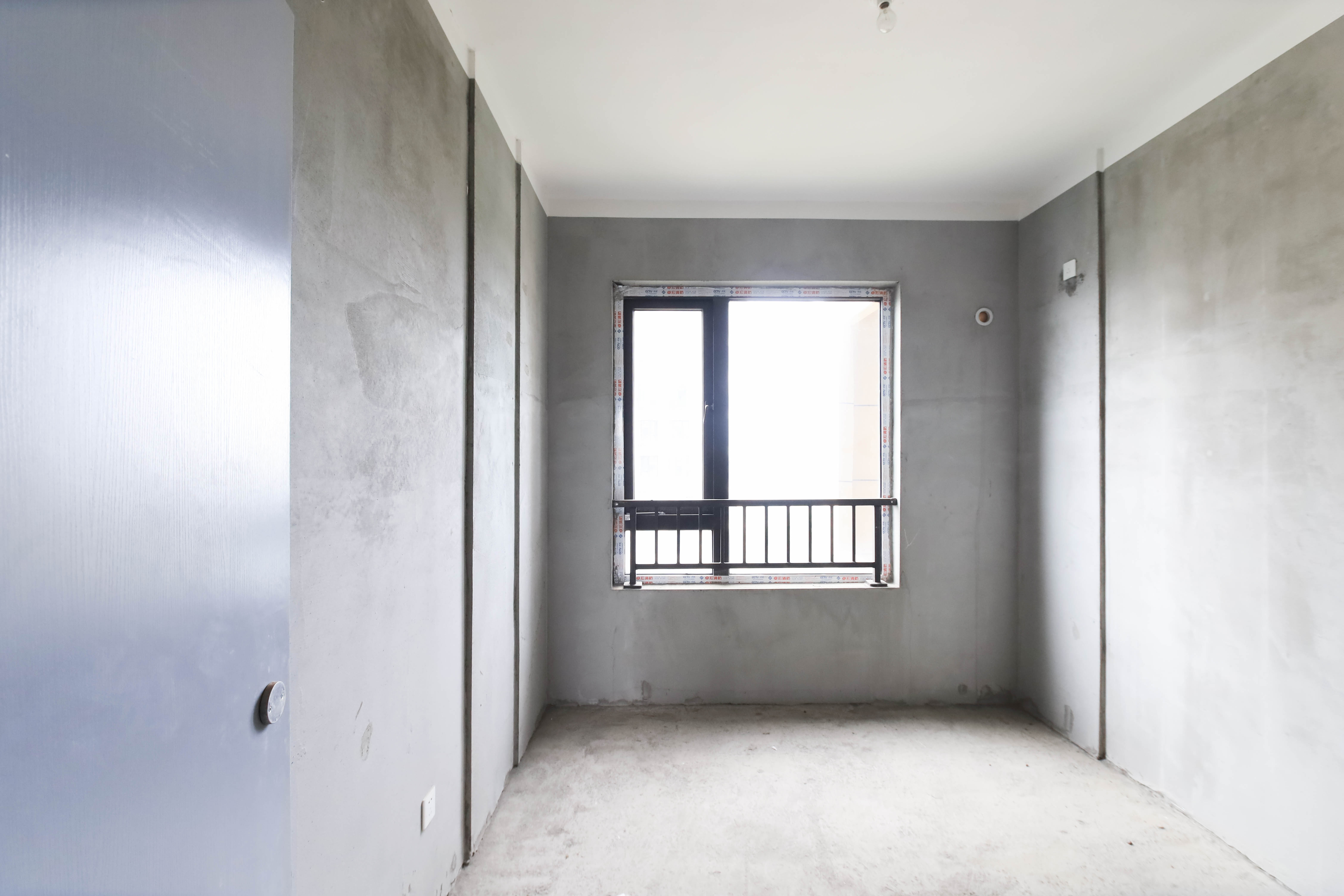 长房半岛蓝湾(观山月) 5室2厅1卫 145.0万 长房半岛蓝湾(观山月) 5室2厅1卫 145.0万卧室