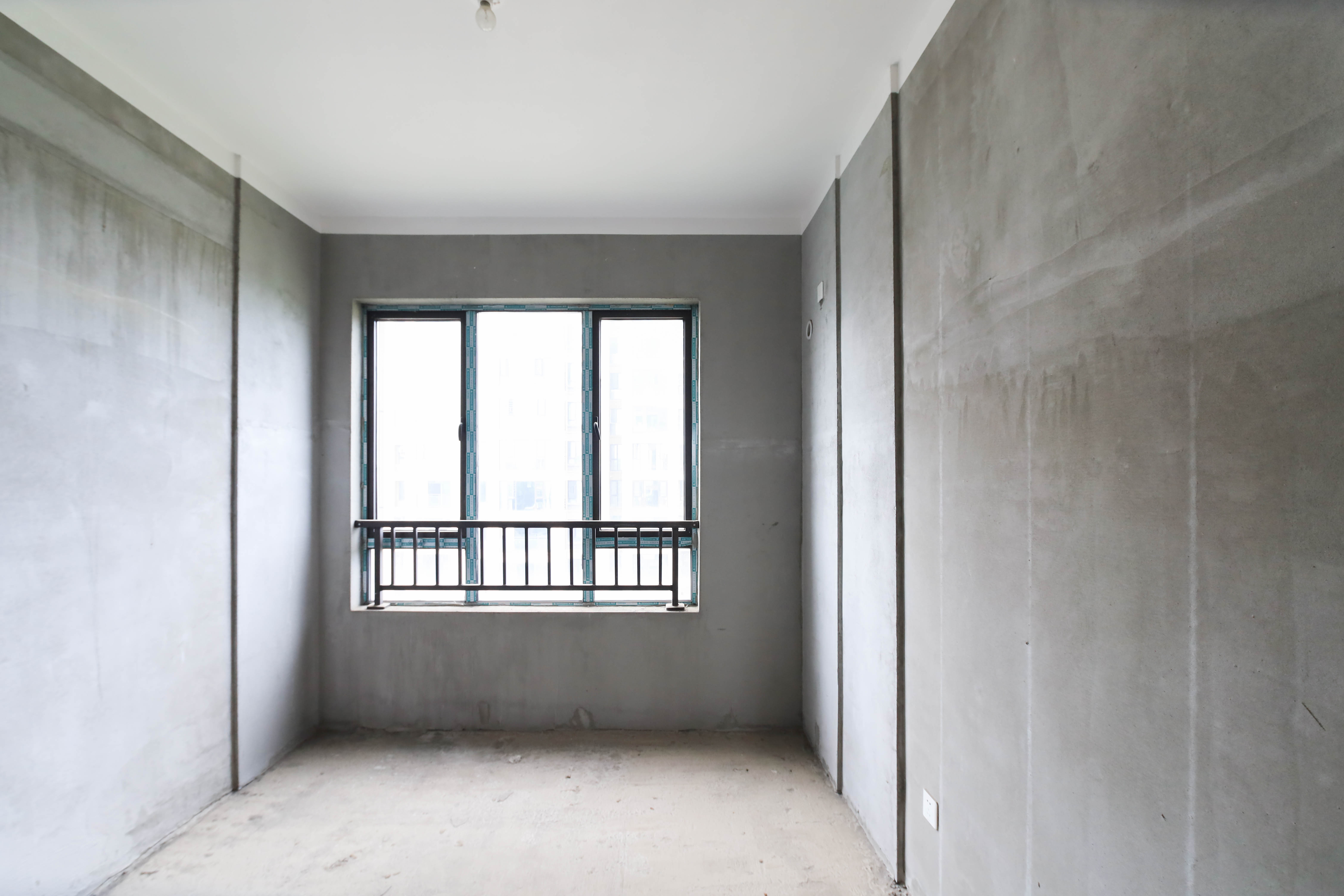 长房半岛蓝湾(观山月) 5室2厅1卫 145.0万 长房半岛蓝湾(观山月) 5室2厅1卫 145.0万卧室