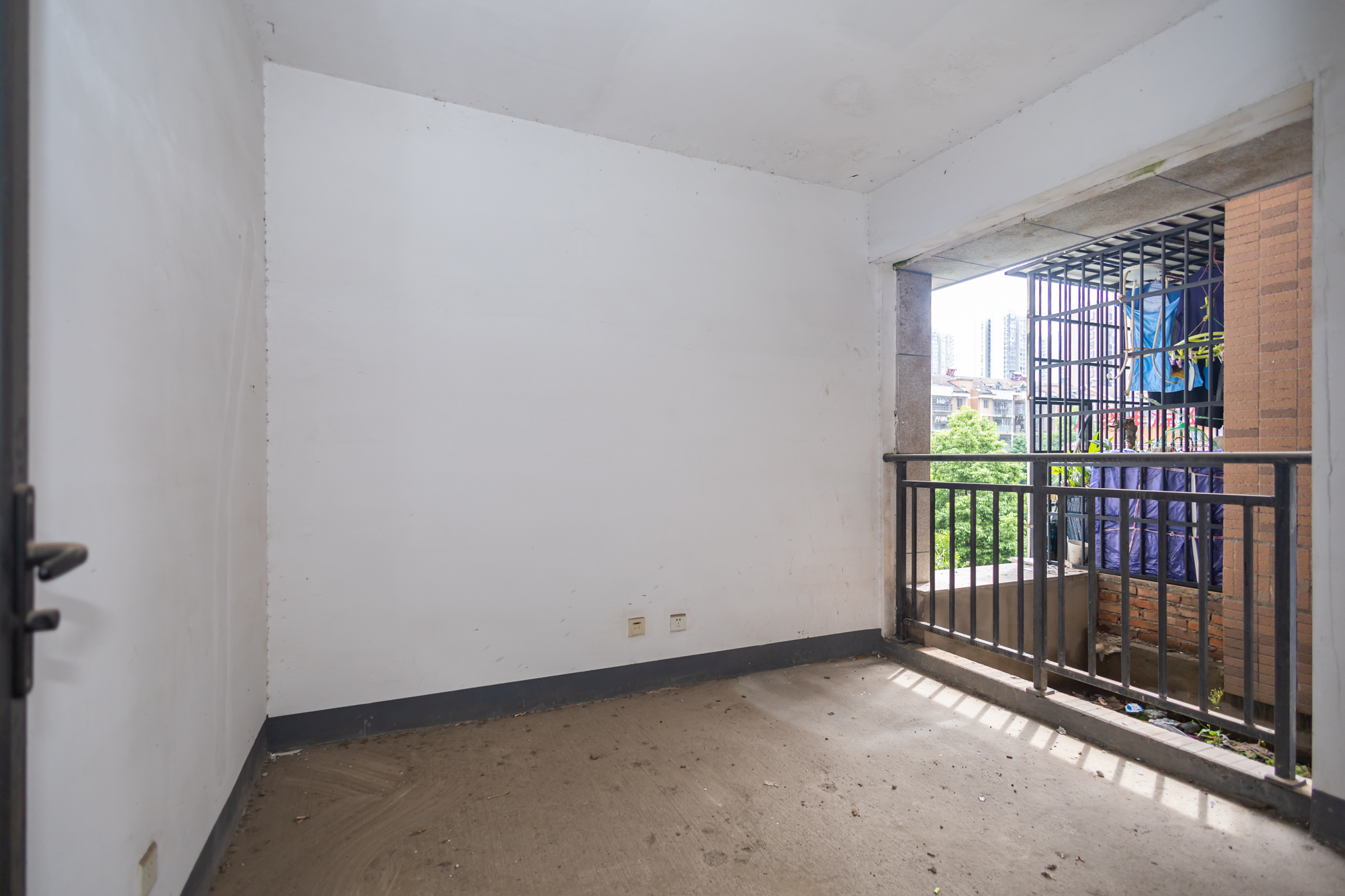 三一街区 2室2厅1卫 53.8万 三一街区 2室2厅1卫 53.8万卧室