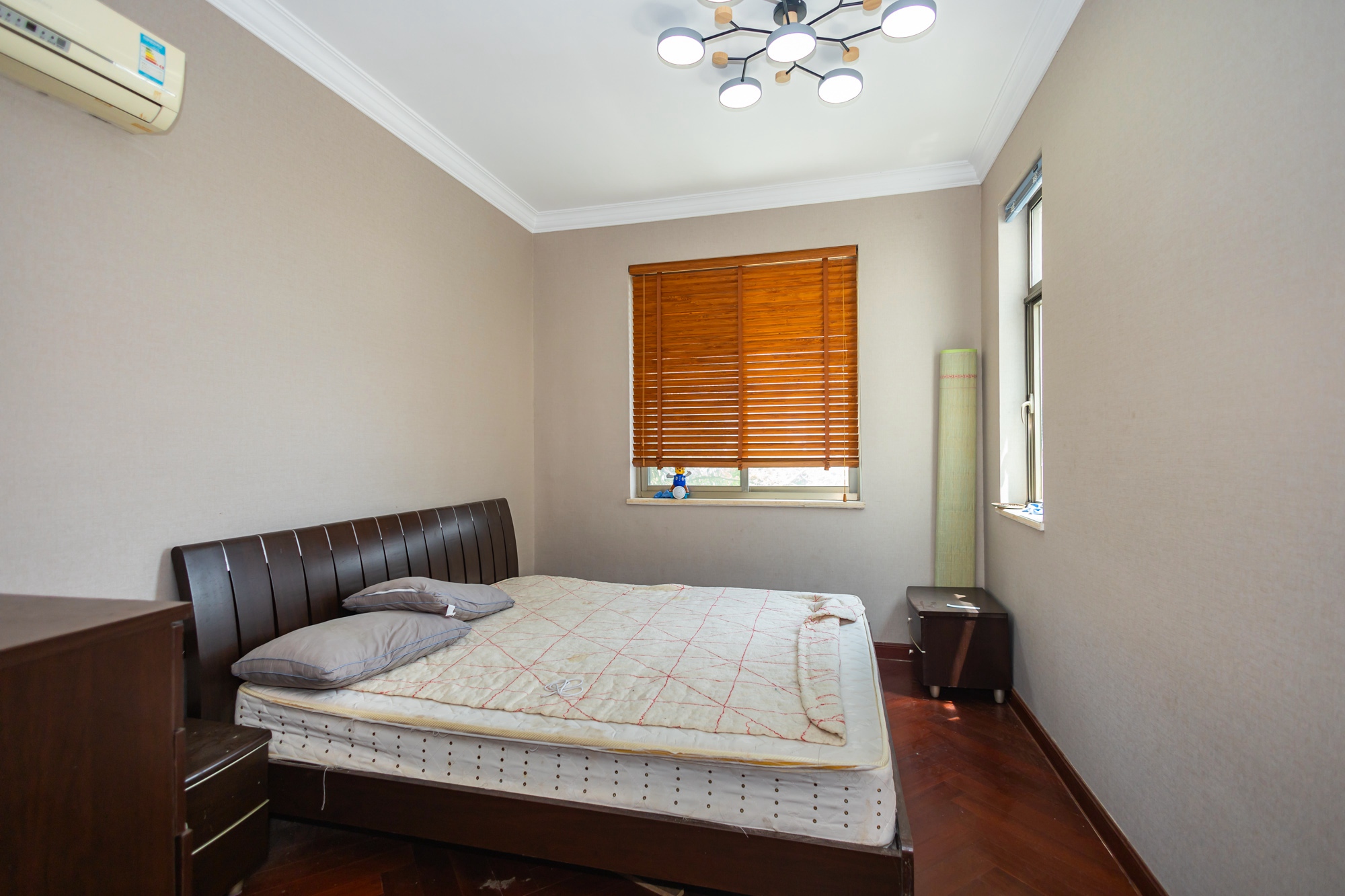 碧桂园威尼斯城  6室3厅5卫    375.0万 碧桂园威尼斯城  6室3厅5卫    375.0万卧室