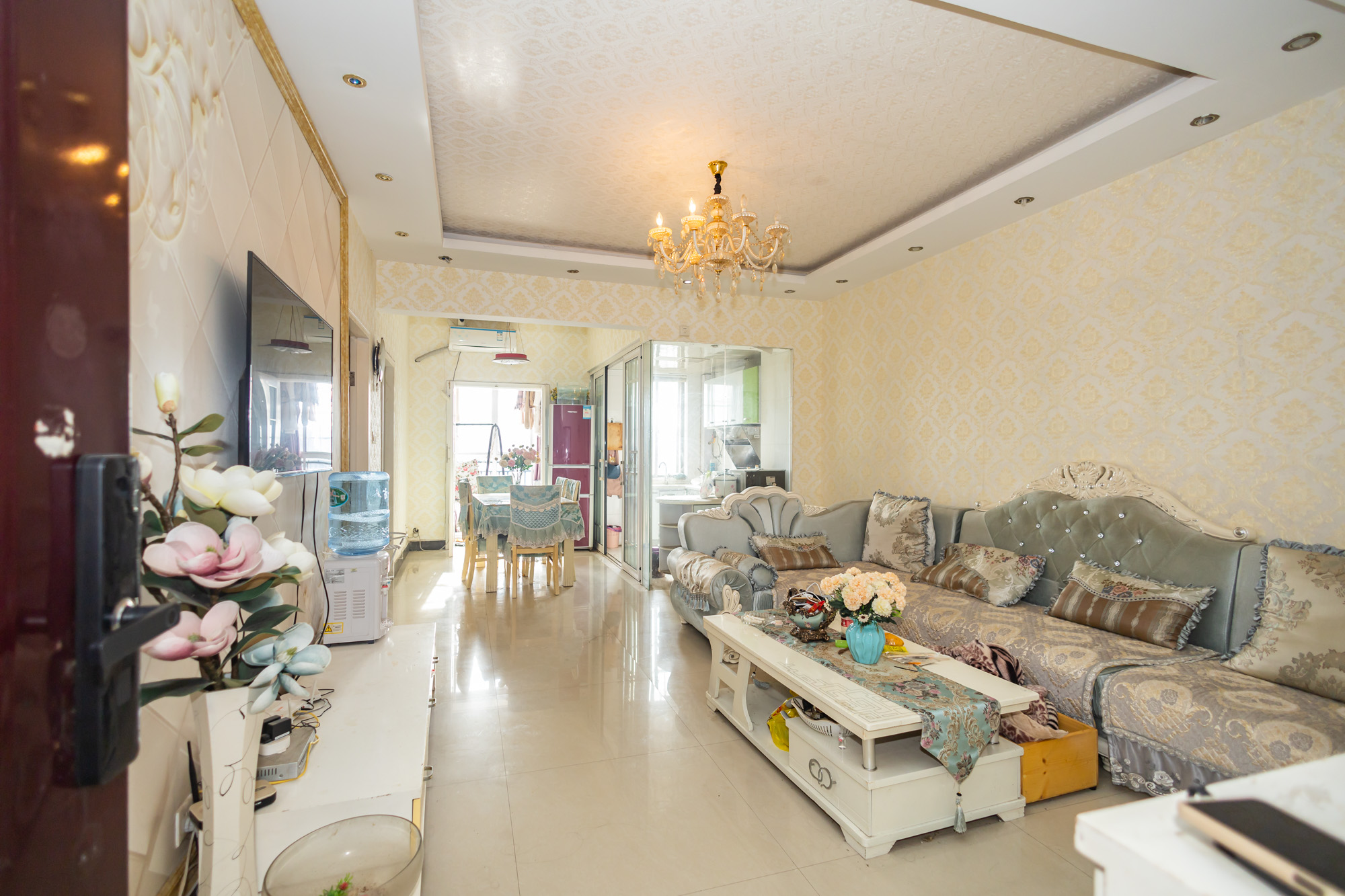 星沙商业步行街 2室2厅1卫 36.8万 星沙商业步行街 2室2厅1卫 36.8万客厅