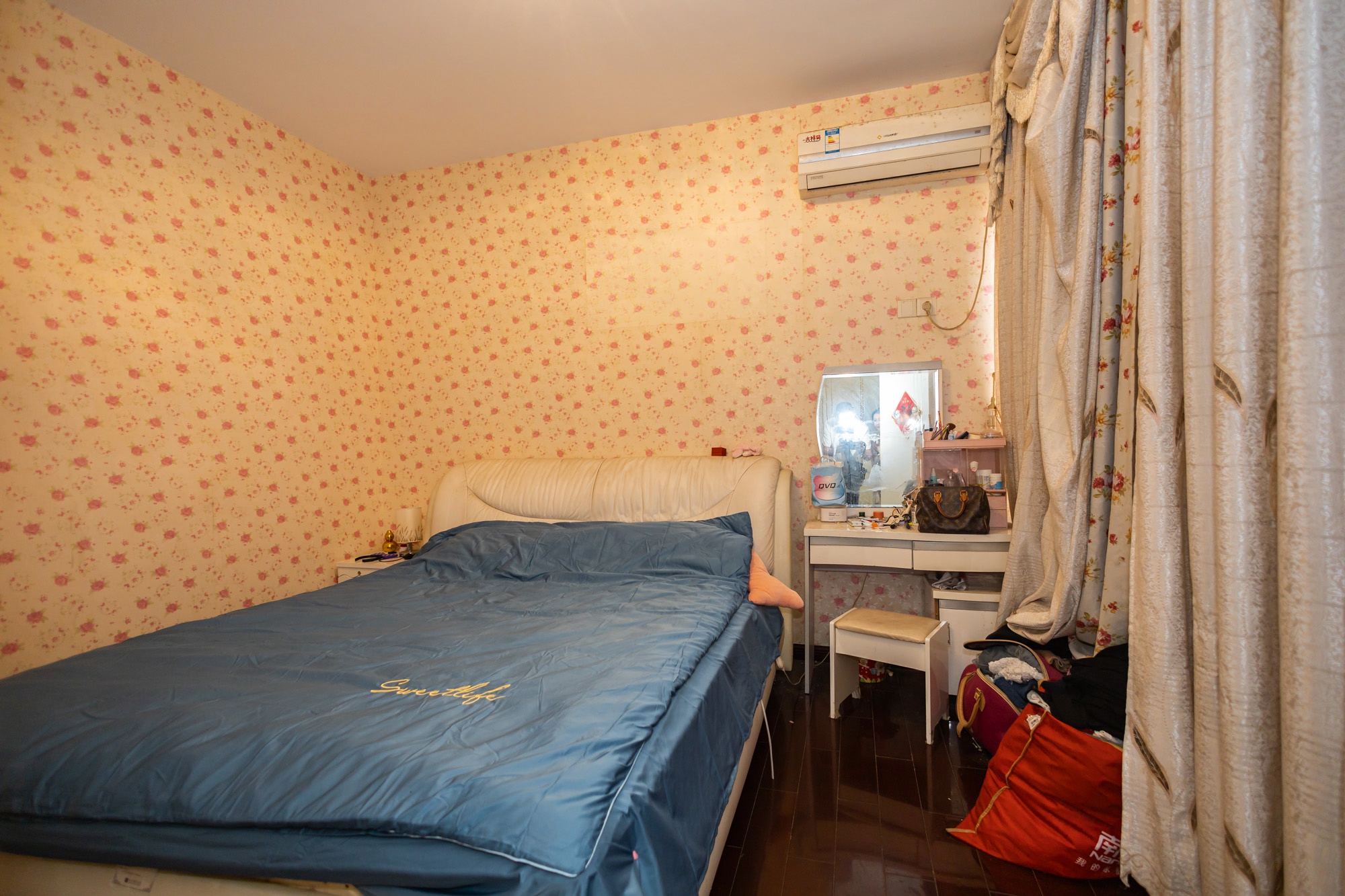 星沙商业步行街 2室2厅1卫 36.8万 星沙商业步行街 2室2厅1卫 36.8万卧室