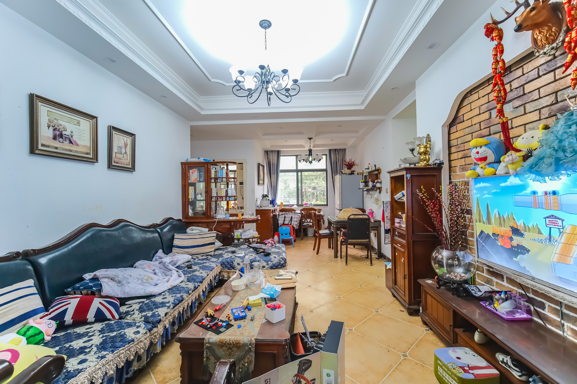 月亮湾草莓街区一、二期 4室2厅1卫 80.8万 月亮湾草莓街区一、二期 4室2厅1卫 80.8万客厅